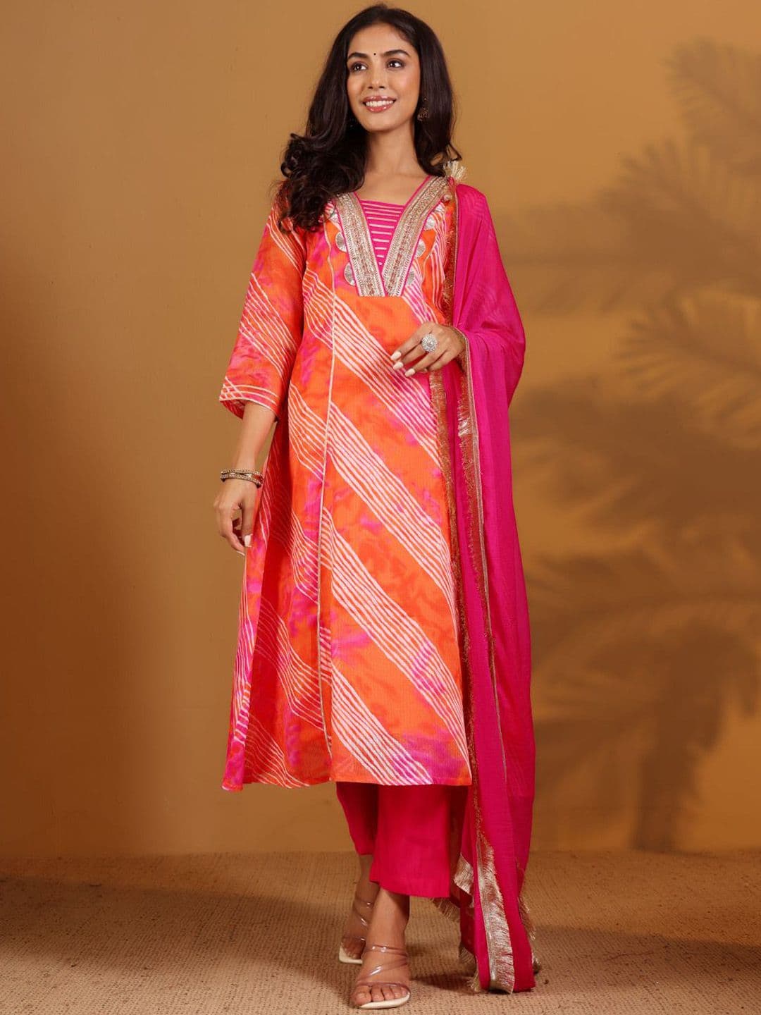 House of Pataudi Leheriya Printed A-Line Kurta With Trouser & Dupatta - view 1