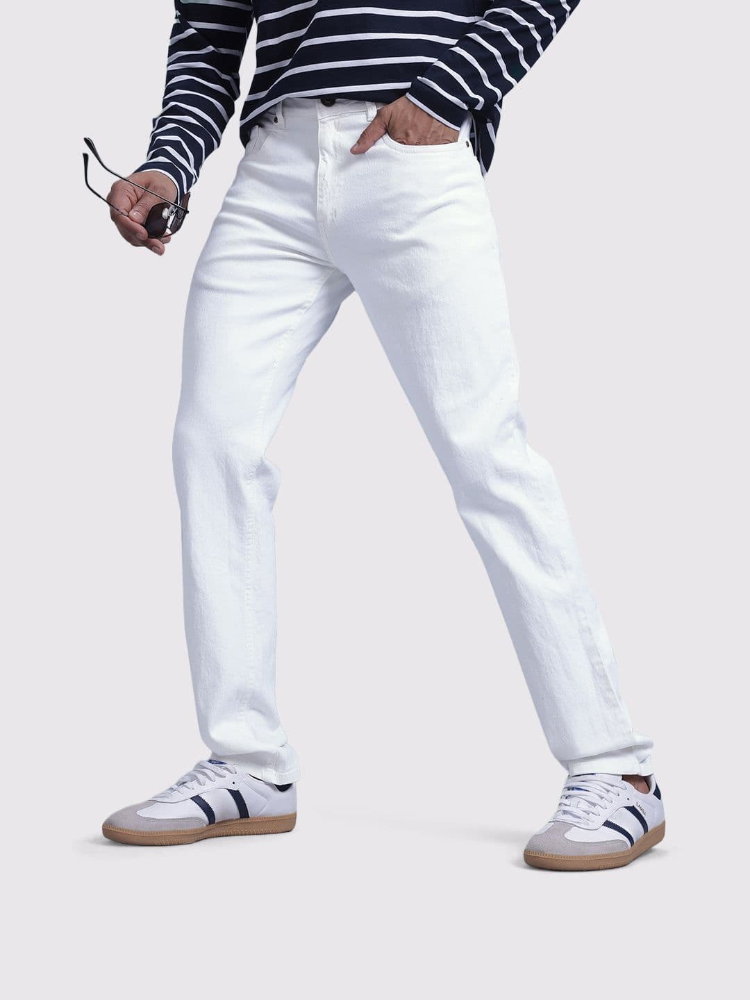 The Roadster Life Co. Men Mid-Rise Regular Fit Stretchable Jeans