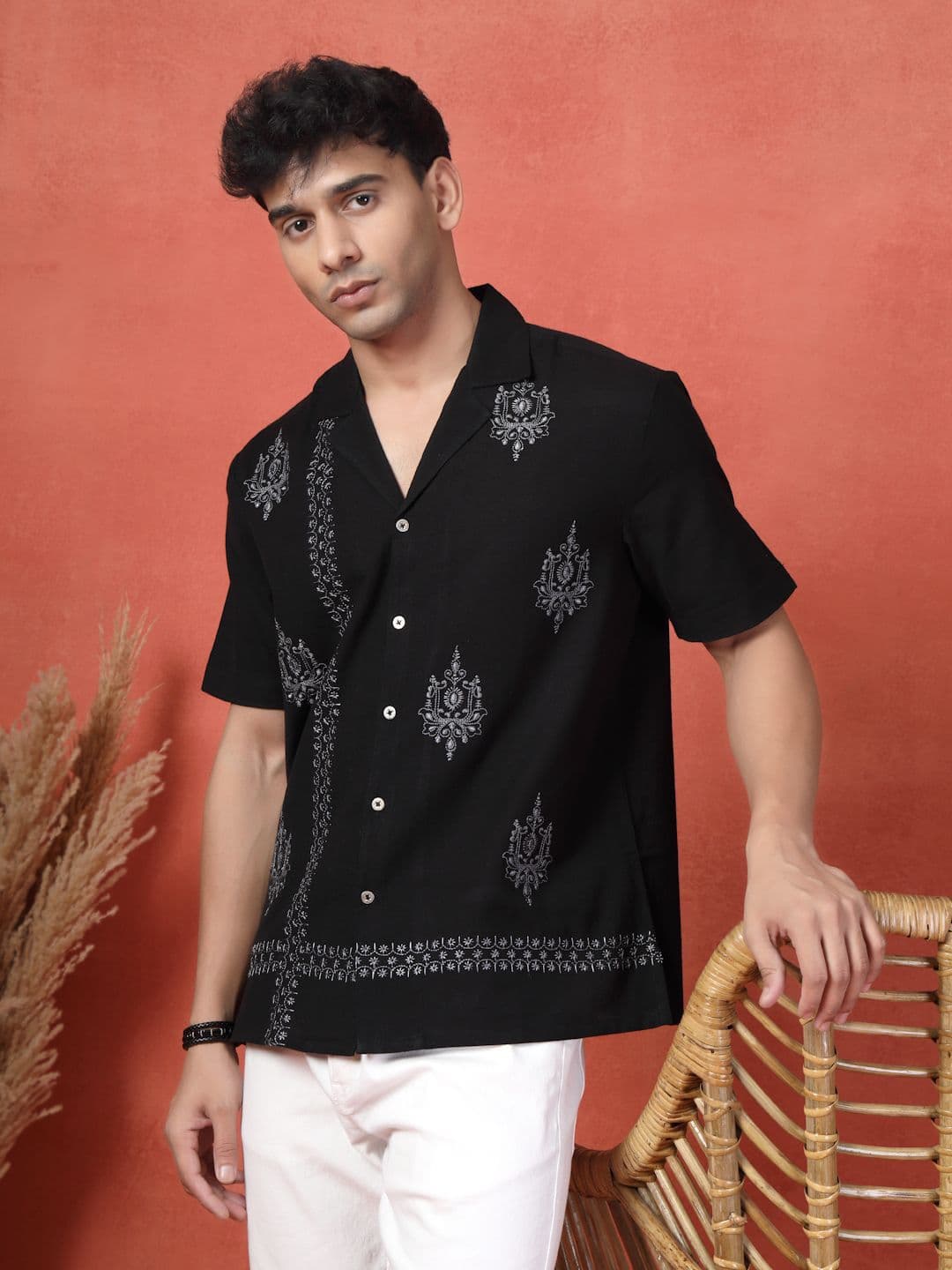 Sangria Embroidered Cotton Cubans Collar Shirt - view 1