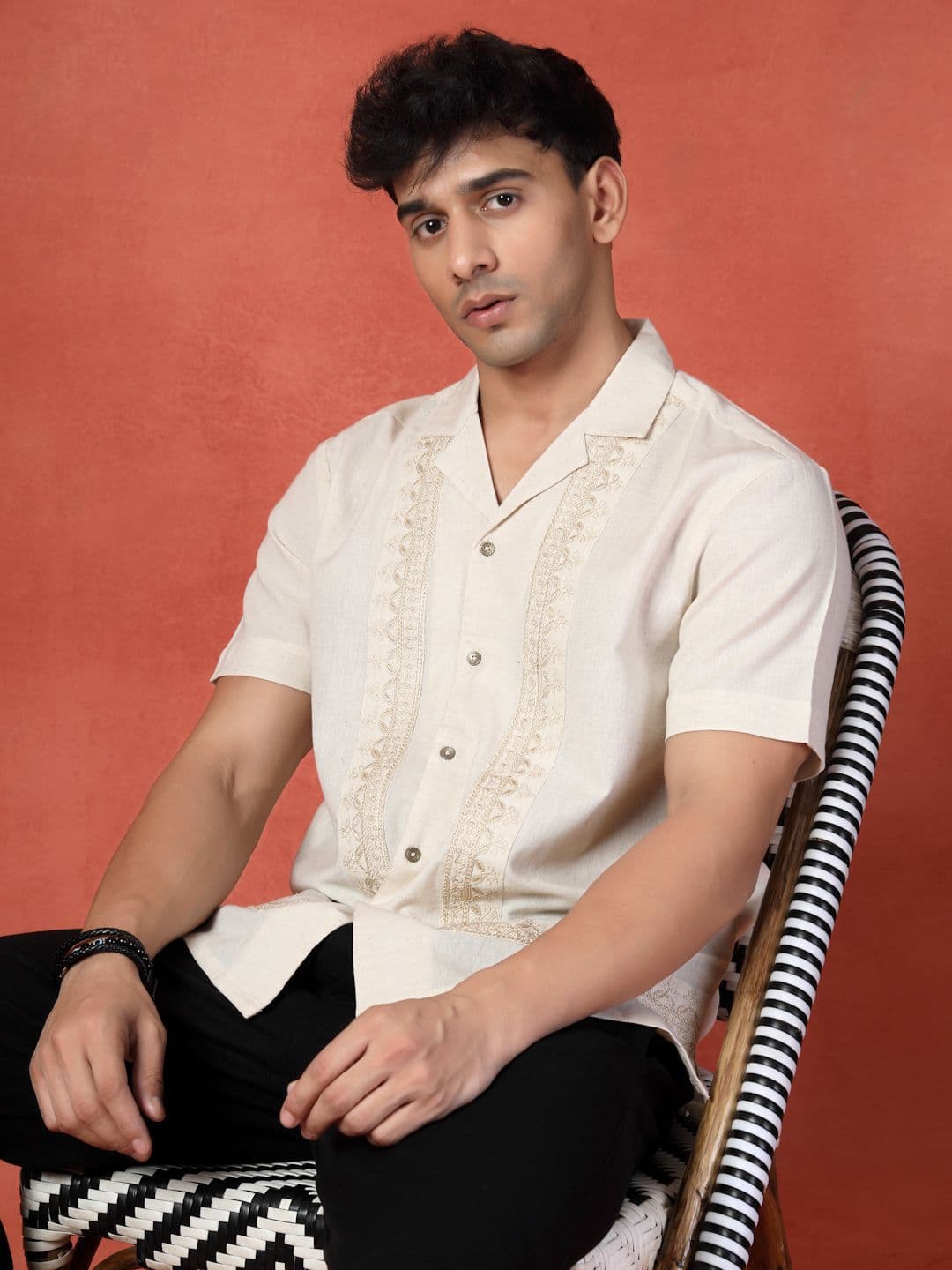 Sangria Embroidered Cotton Cubans Collar Shirt - view 1
