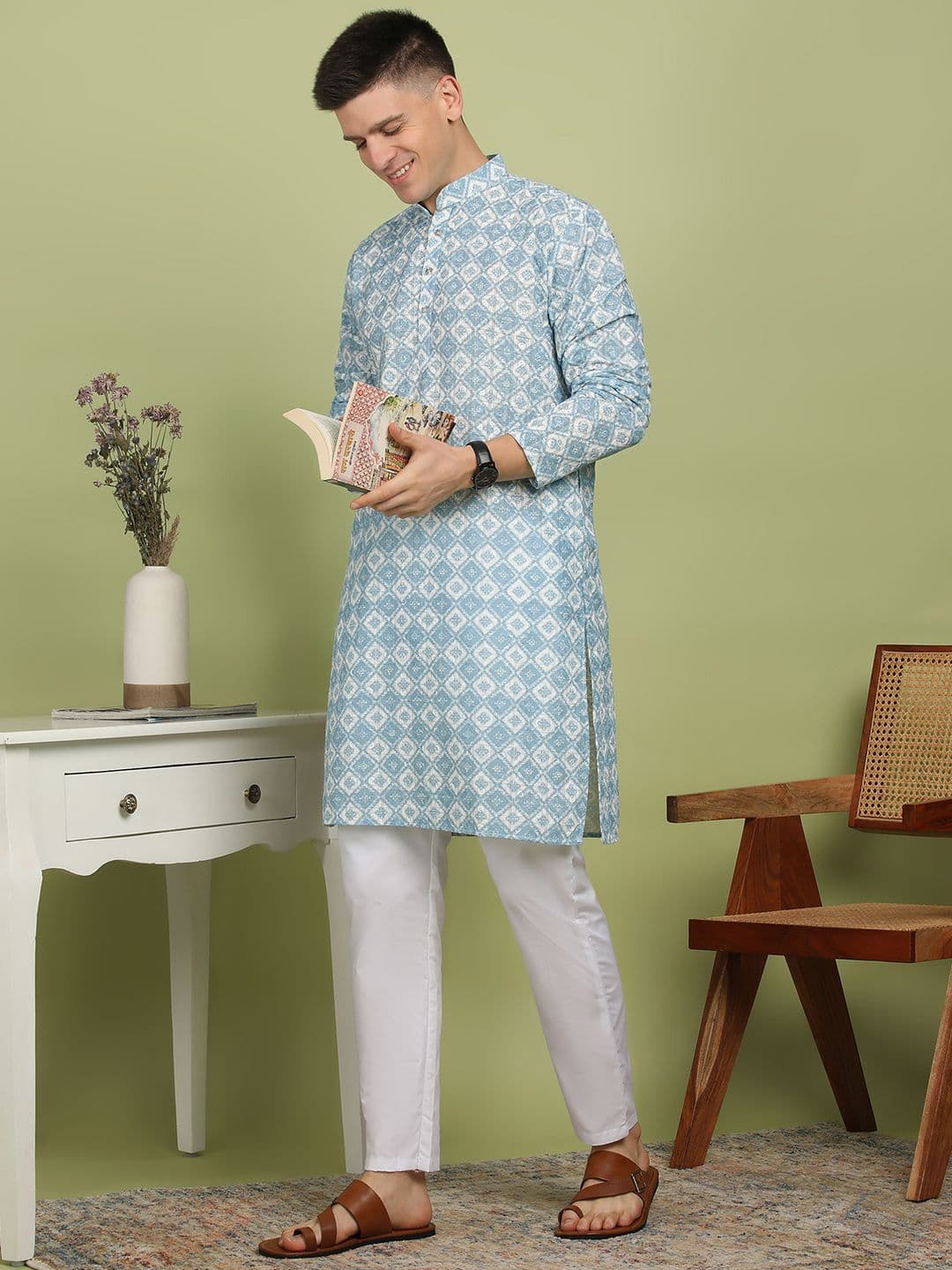 FUBAR Geometric Embroidered Mandarin Collar Mirror Work Kurta - view 1