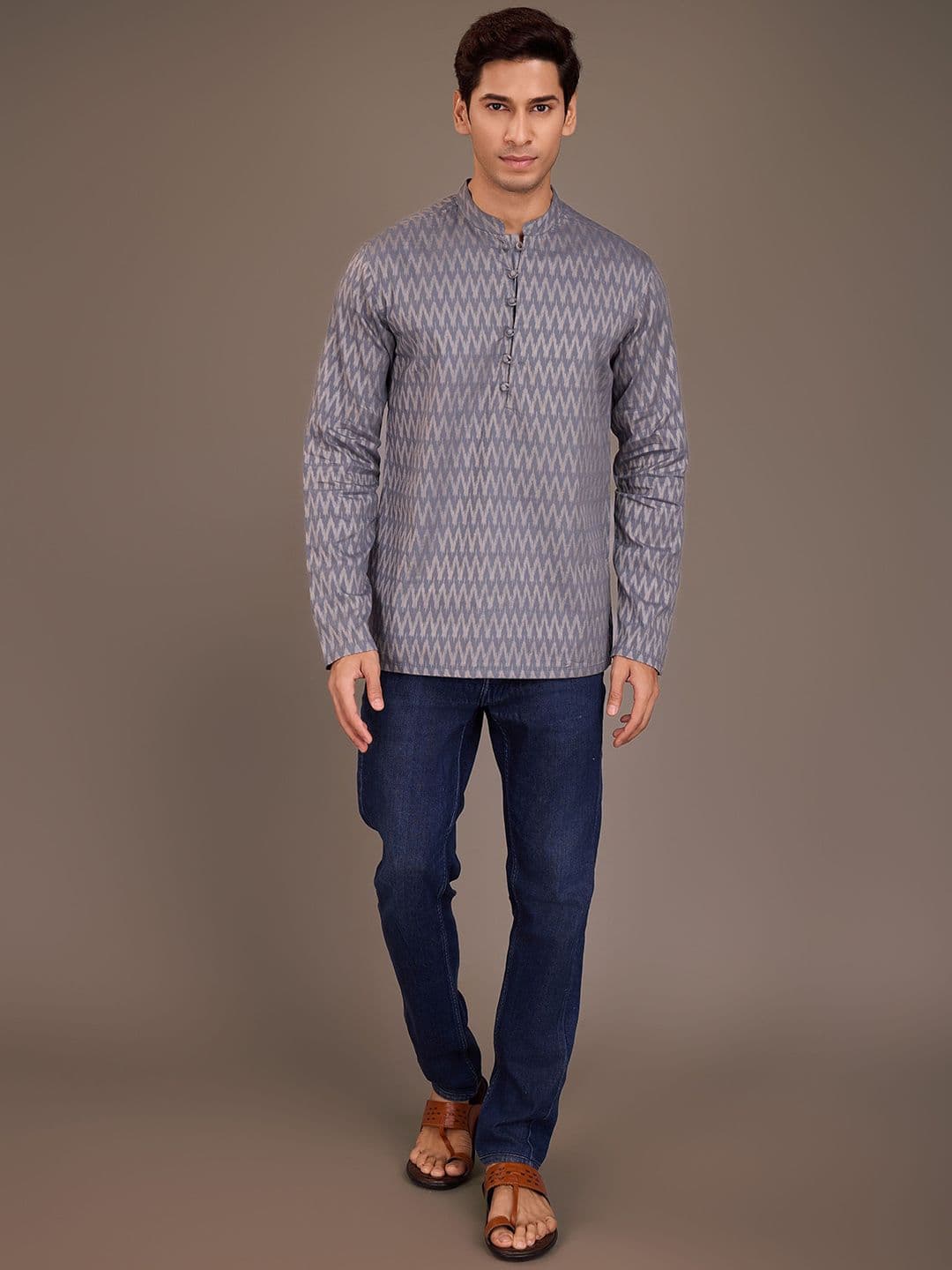 House of Pataudi Men Chevron Printed Festive Straight Kurta - view 1