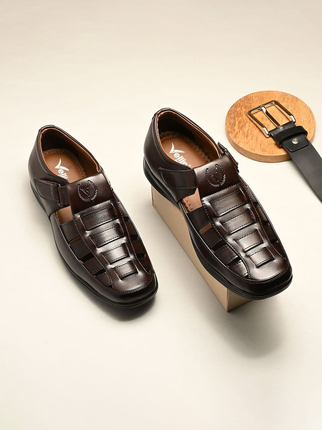 Vellinto Men Ethnic Comfort Sandals - view 1