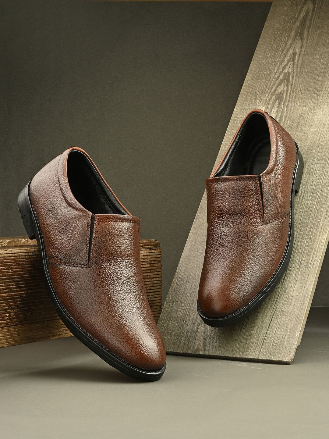 Mactree Men Leather Formal Slip-Ons - view 1