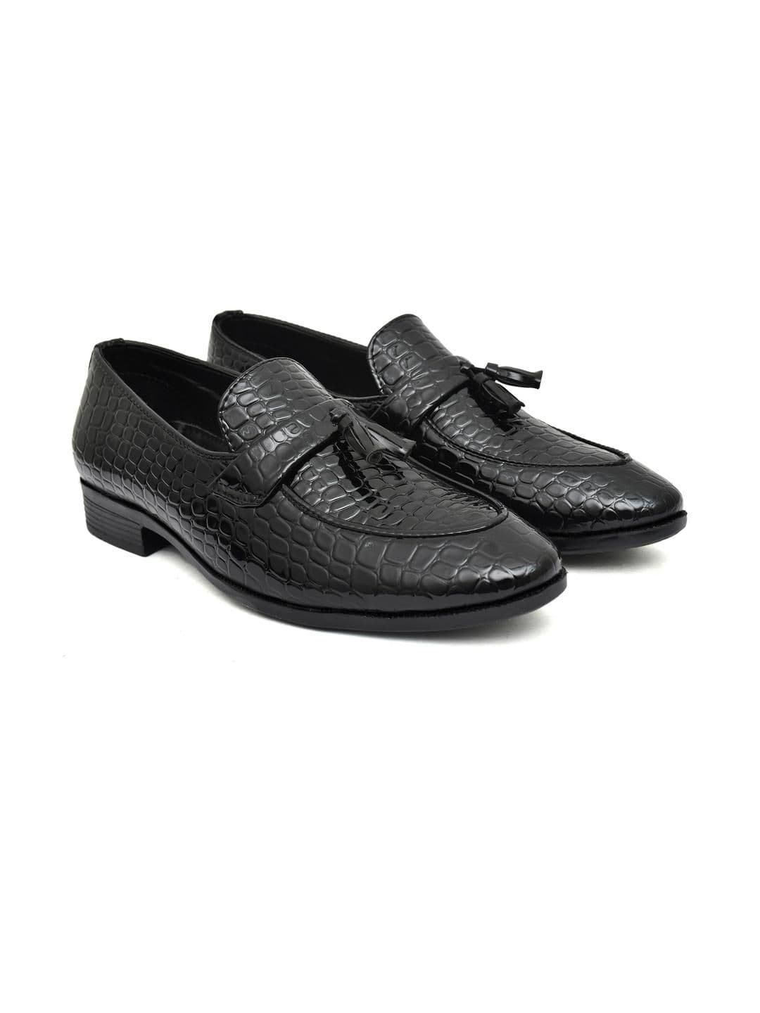 G L Trend Men Textured Leather Black Brogues Slip-on Shoes - view 1
