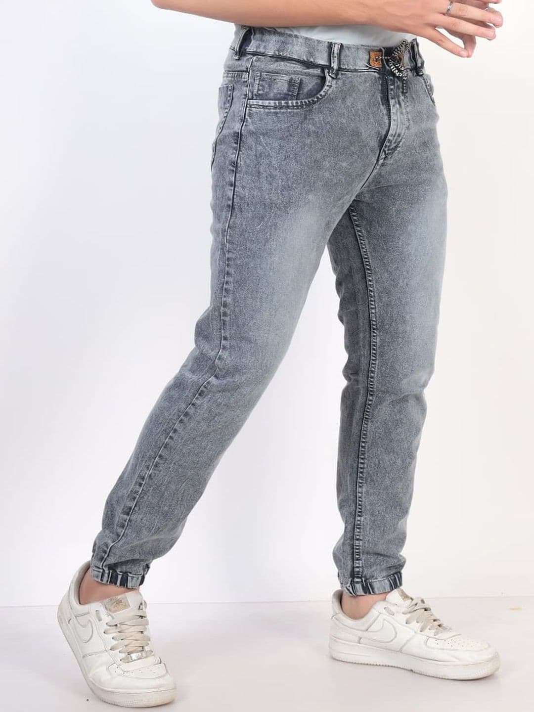BuaGi Collection Men Regular Fit Mid-Rise Heavy Fade Jeans - view 1