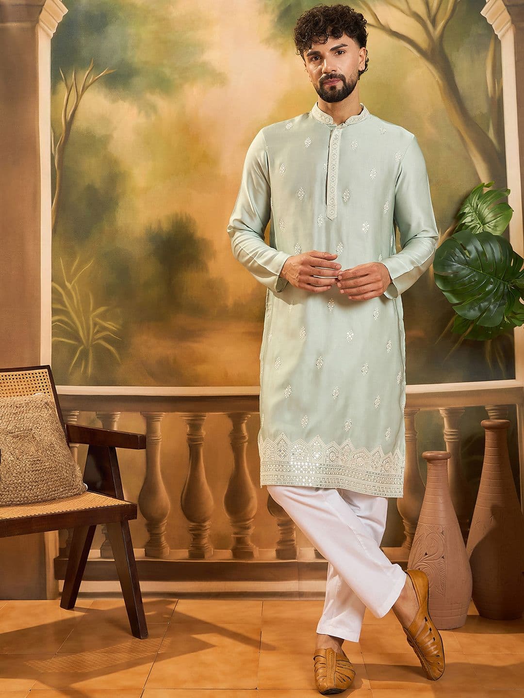 Ethnic Bay Men Ethnic Motifs Embroidered Festive Silk Straight Kurta - view 1