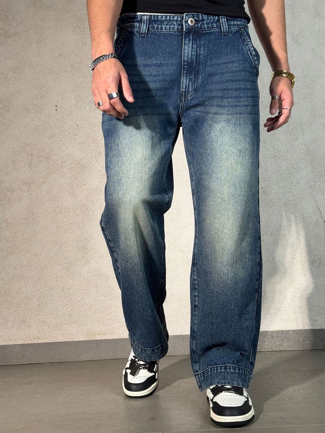 Off Duty India Men Mid-Rise Heavy Fade Jeans - view 1