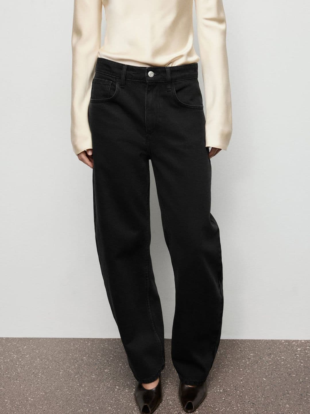 MANGO Women High-Rise Pure Cotton Barrel Fit Jeans - view 1