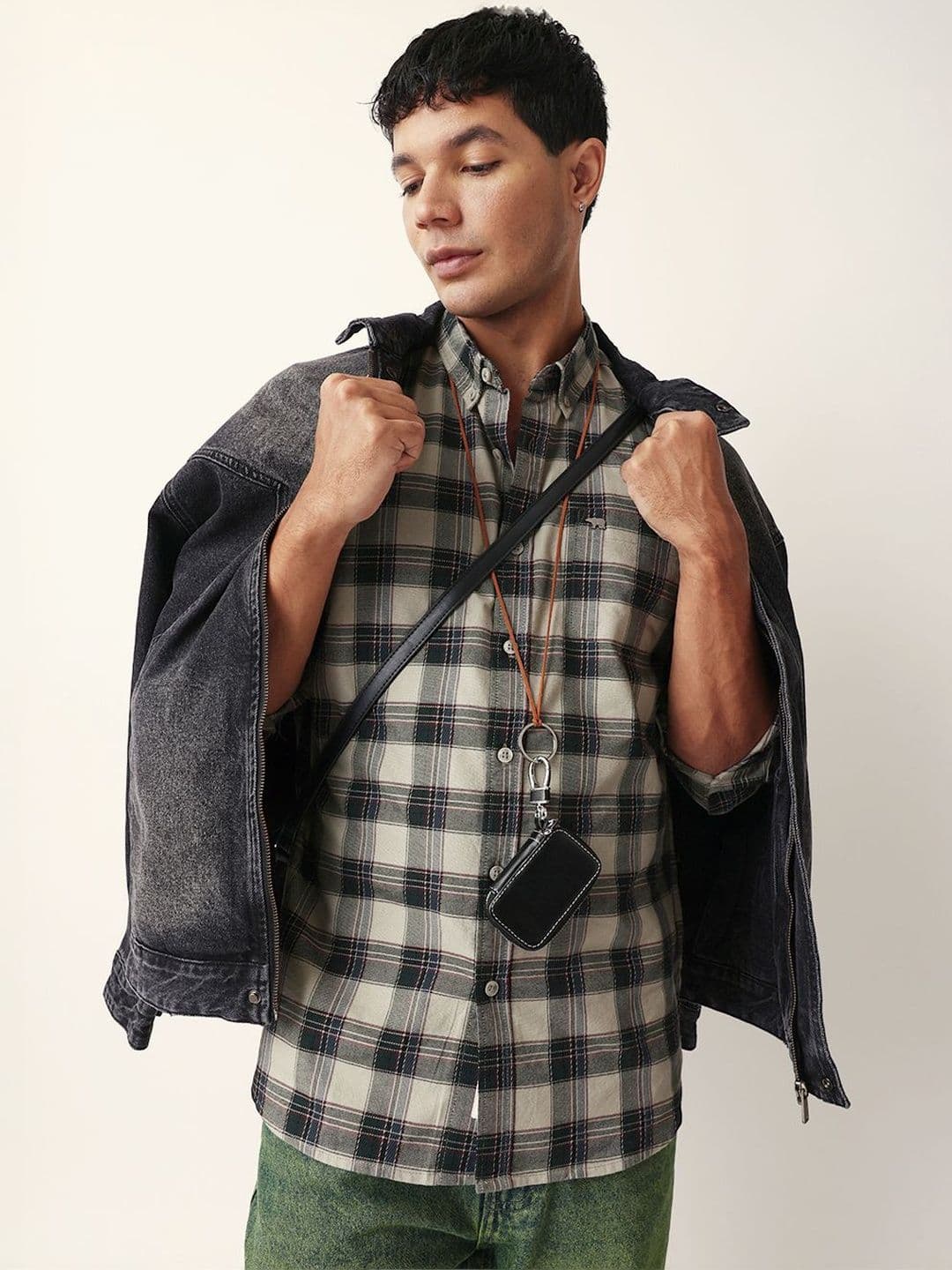 THE BEAR HOUSE Men Slim Fit Checked Casual Shirt - view 1