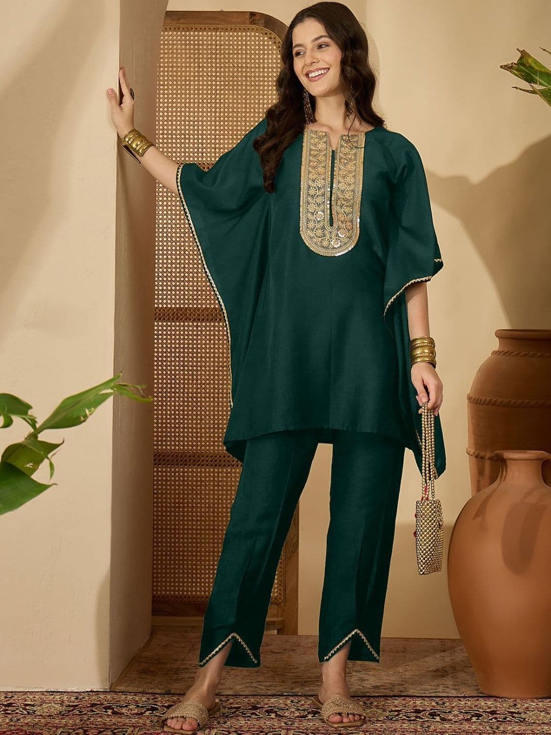 Youthnic Women Ethnic Motifs Embroidered Regular Sequinned Kurta with Trousers - view 1