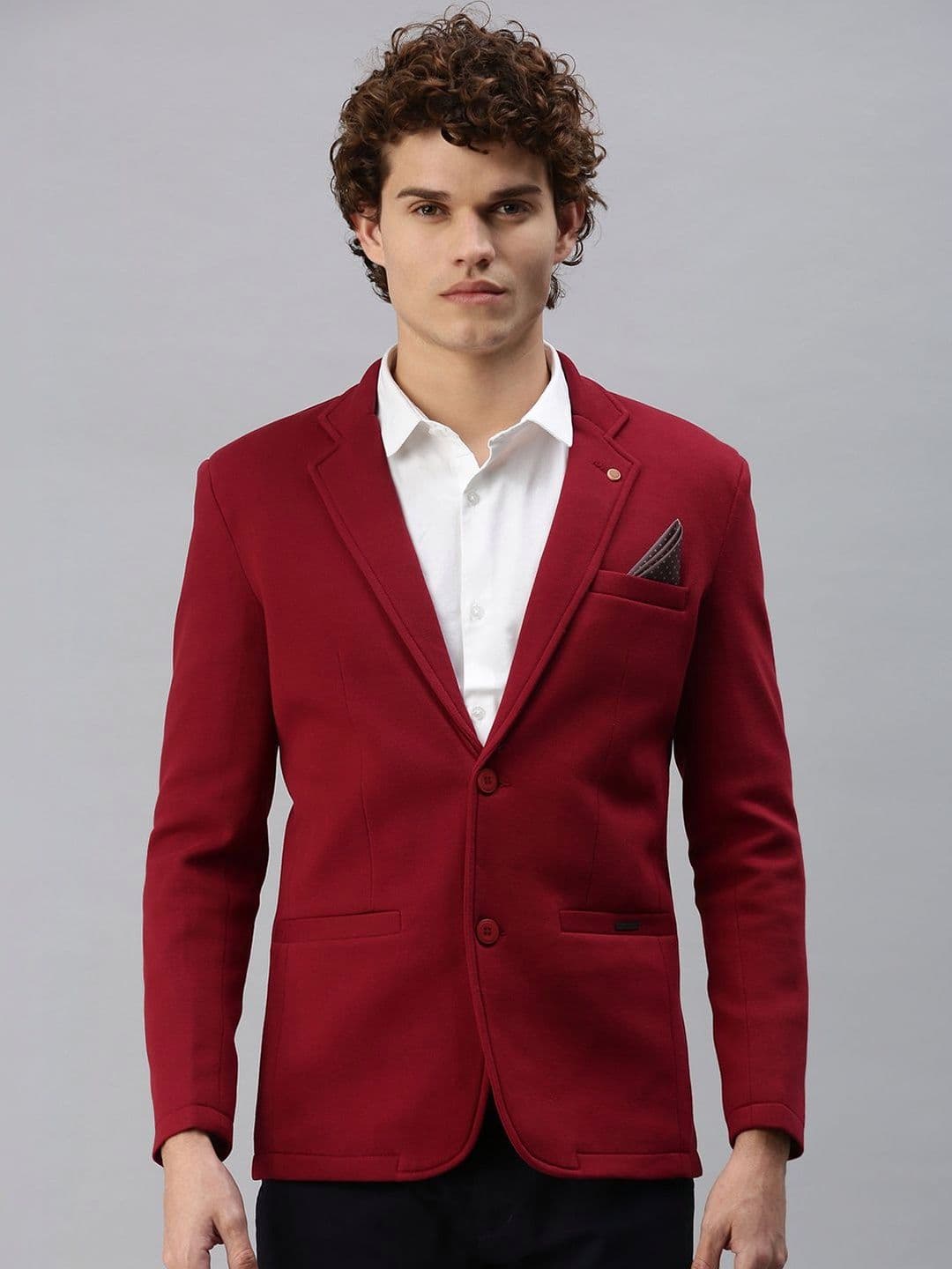 SHOWOFFFF Slim-Fit Single Breasted Blazer