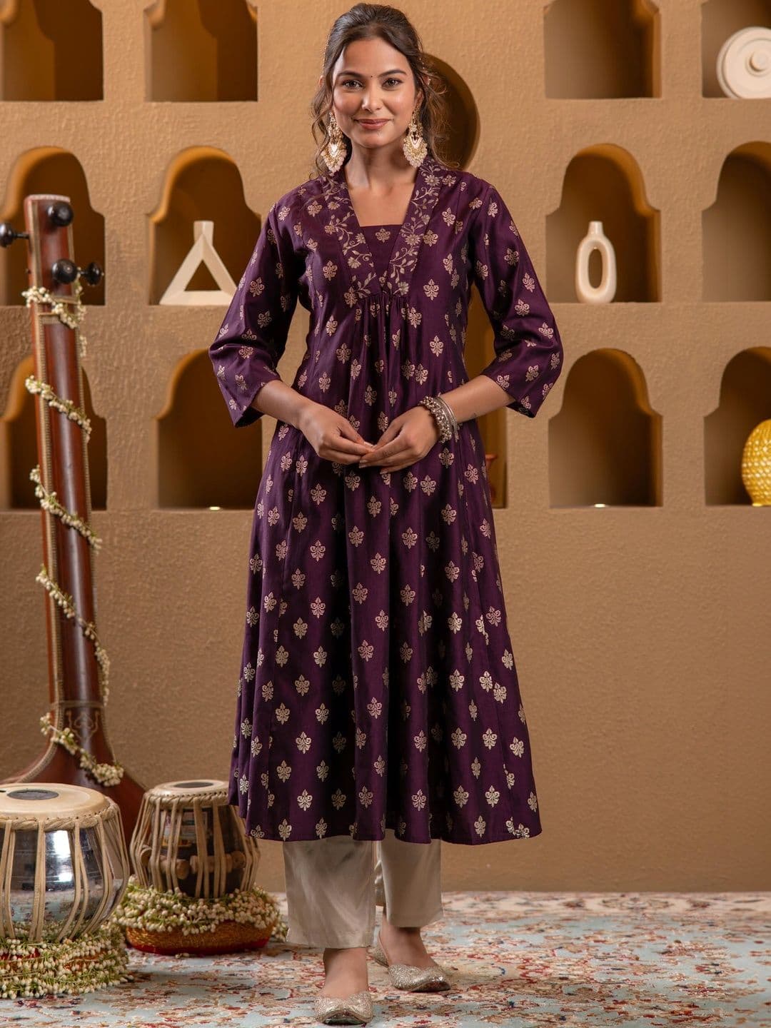 Juniper Women Embroidered Thread Work Anarkali Kurta - view 1