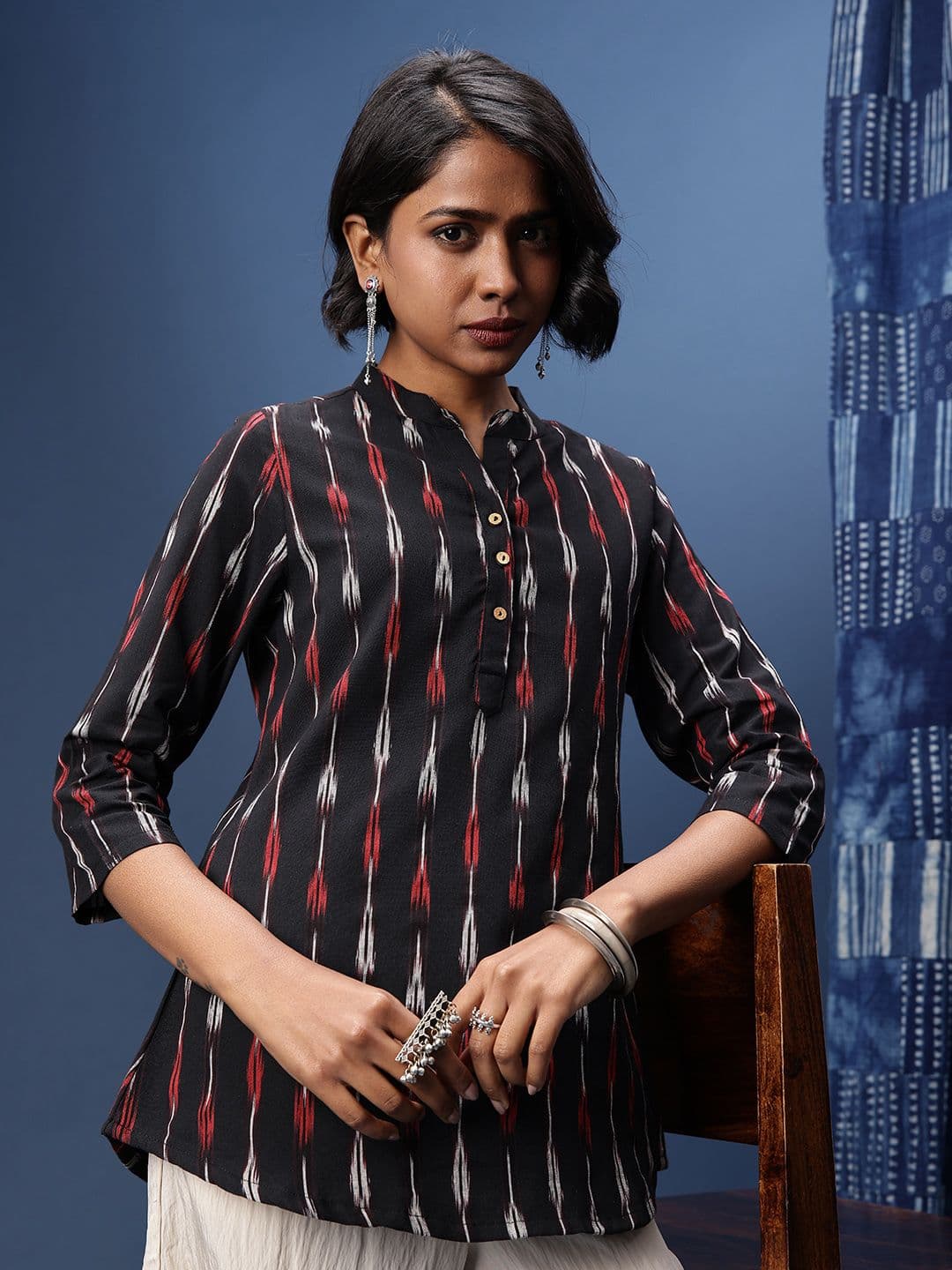 Taavi Geometric Woven Design Mandarin Collar Ikat Kurti - view 1