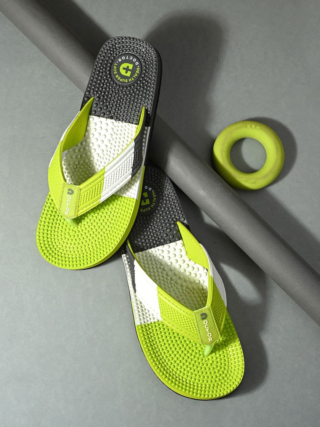 DOCTOR HEALTH SUPER SOFT Men Colourblocked Thong Flip-Flops - view 1