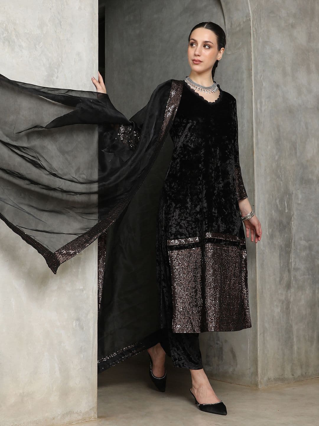 QISSA Sequinned Velvet Kurta Trouser Set With Dupatta - view 1