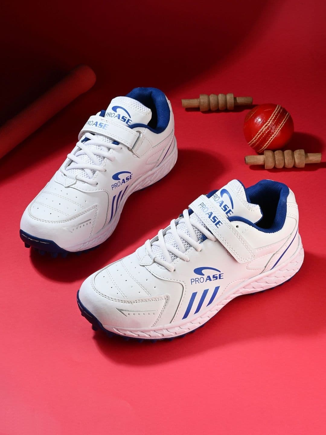 PRO ASE Professional Men Striped Sports Shoes - view 1