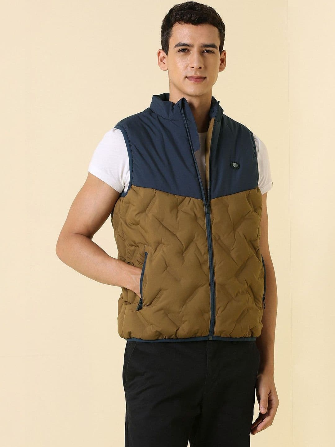Allen Solly Men Colourblocked Lightweight Puffer Jacket - view 1