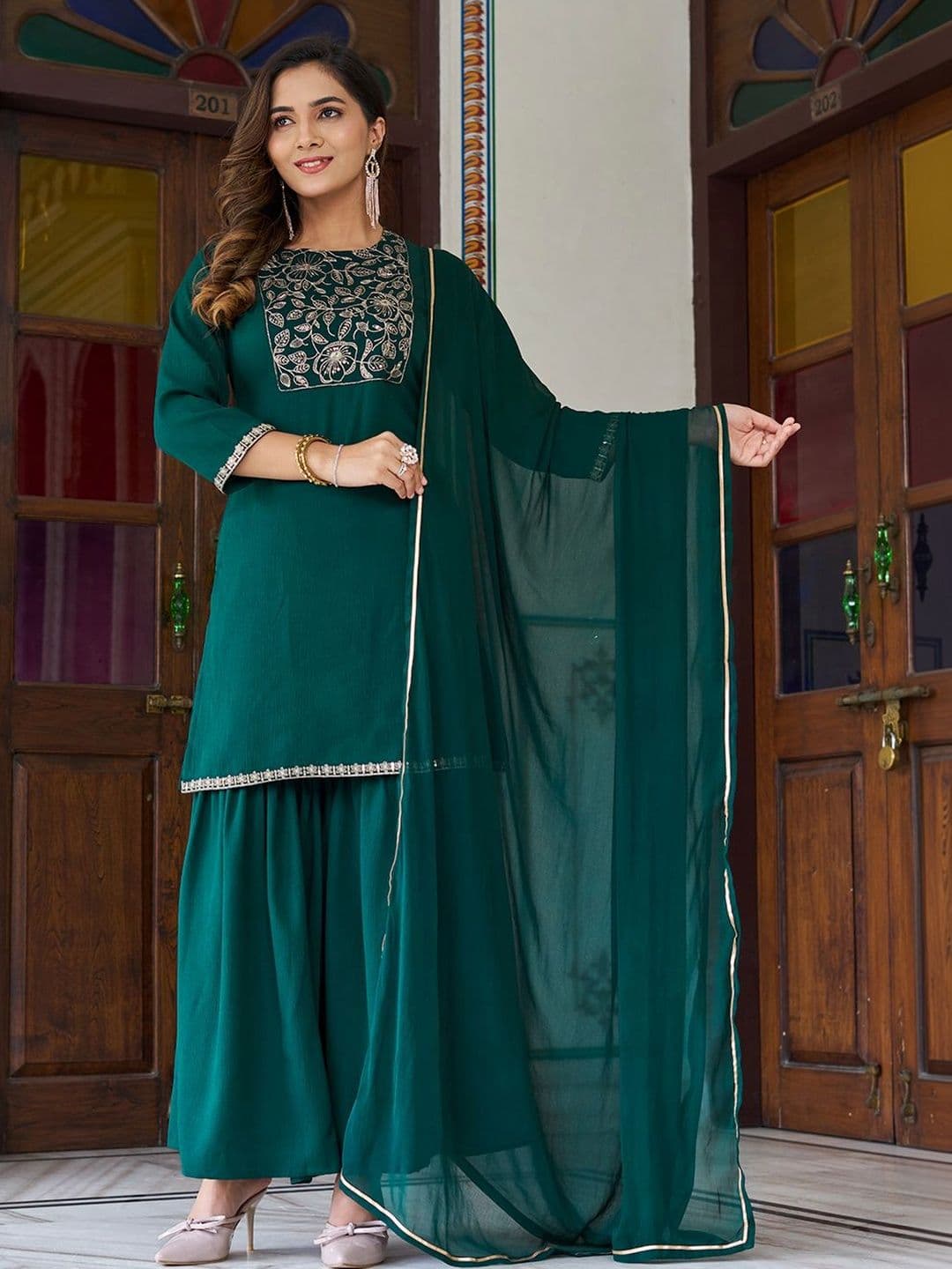 VIBE VISION Embroidered Regular Thread Work Pure Silk Kurta with Sharara & With Dupatta - view 1