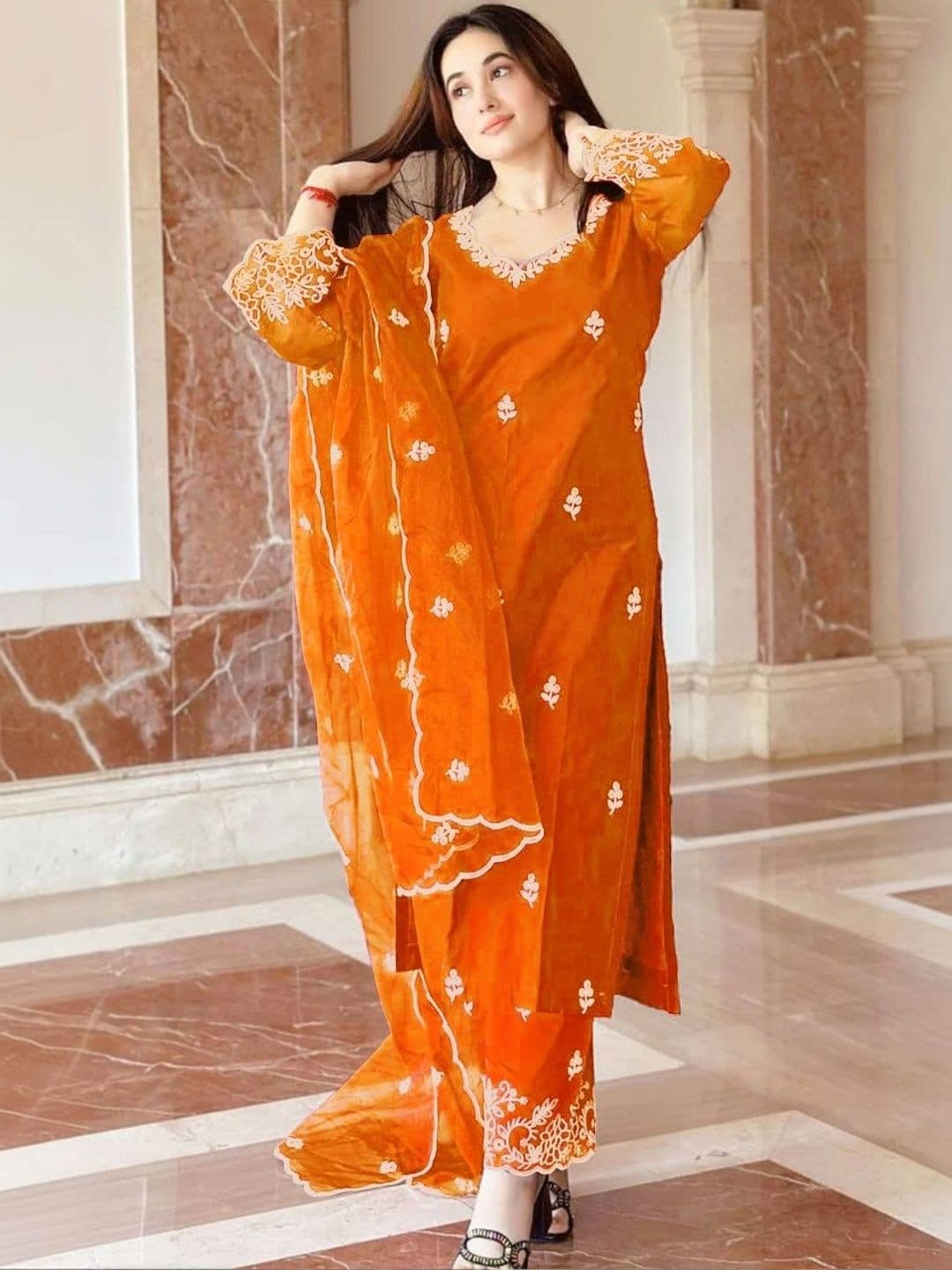 FANCIFLAIR Women Ethnic Motifs Embroidered Regular Thread Work Kurta with Trousers & With Dupatta - view 1