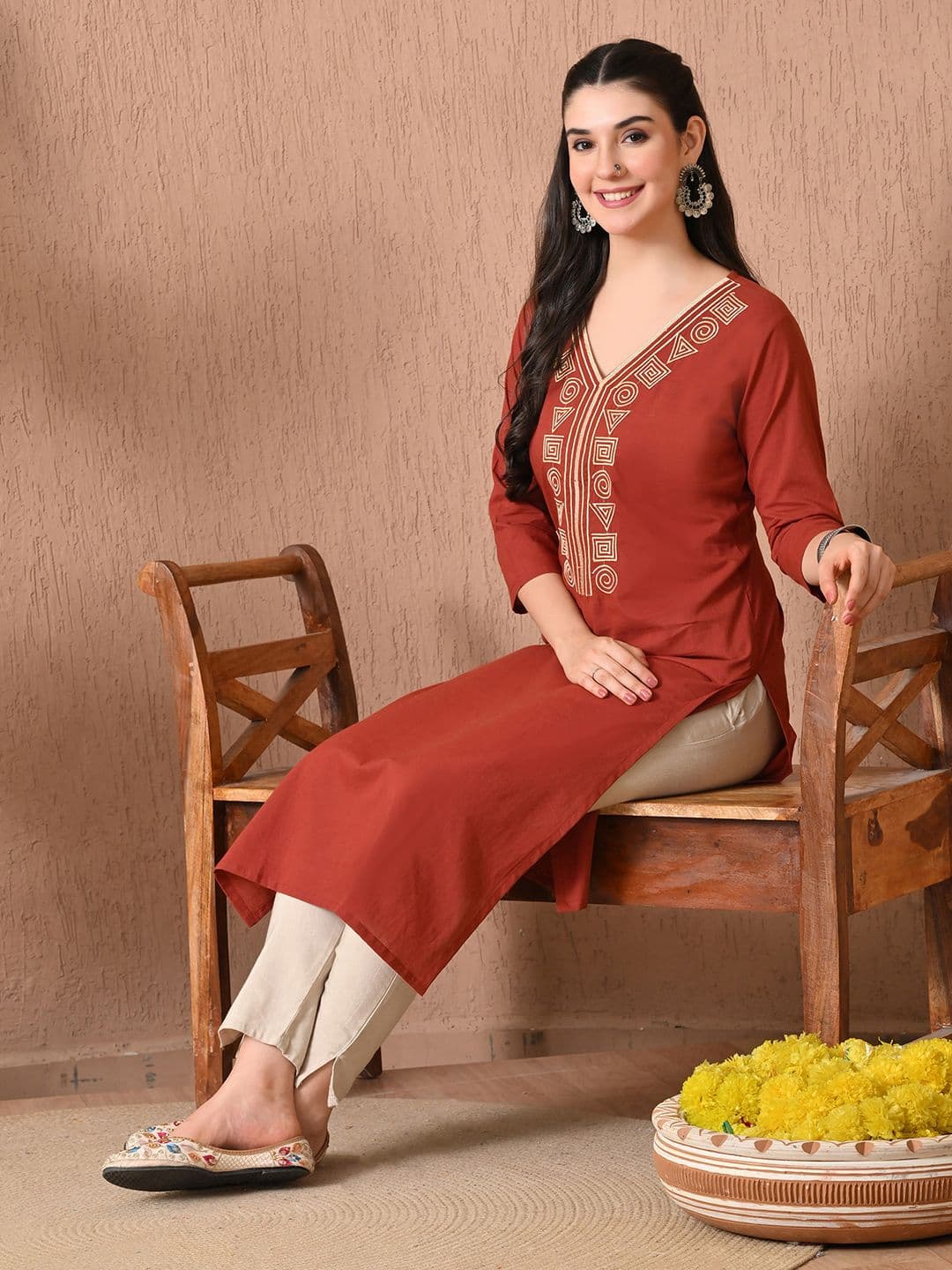 Anouk Rustic Geometric Embroidered Thread Work V-Neck Pure Cotton Kurta - view 1