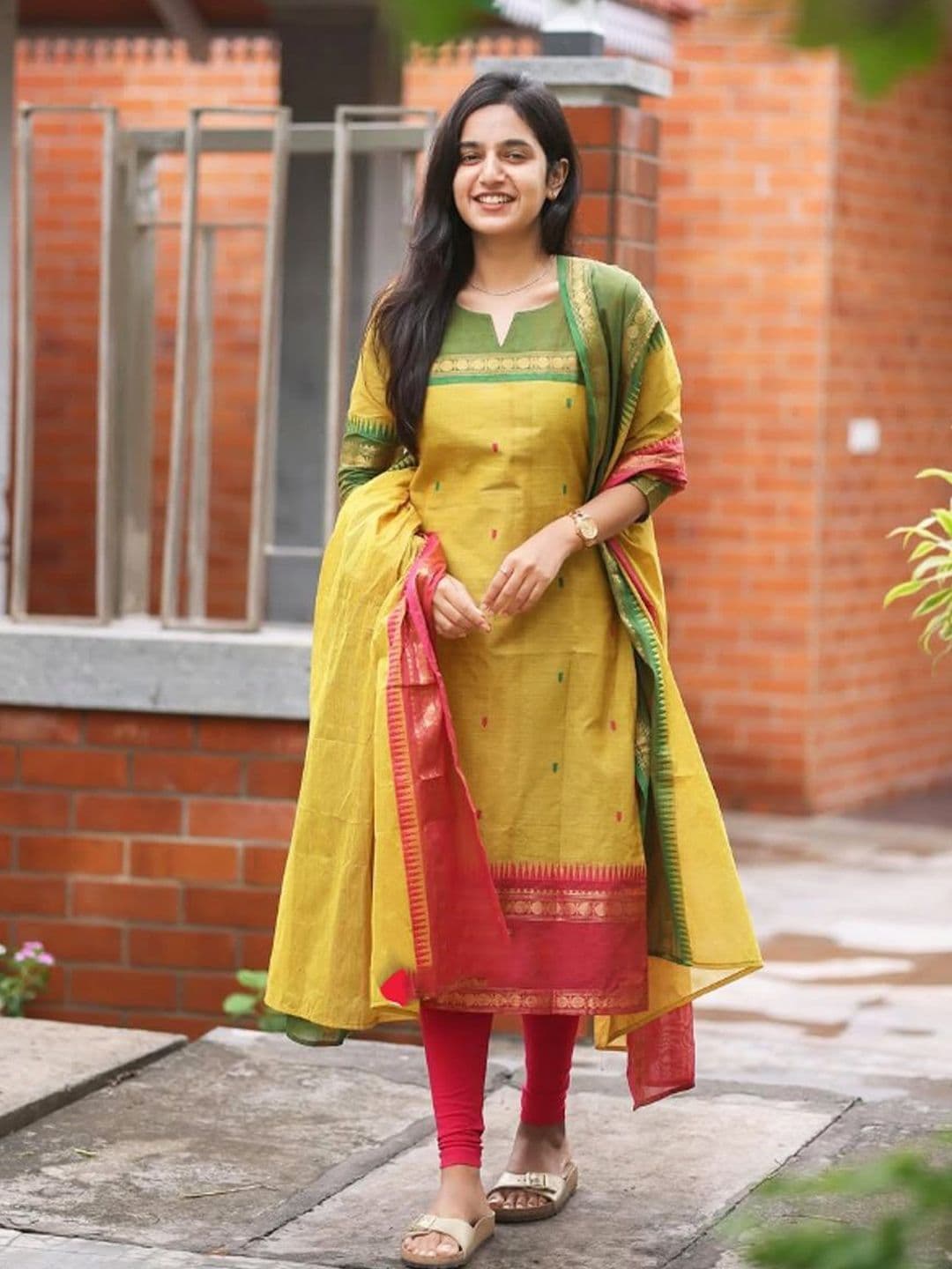 Vastukala Women Kurta - view 1