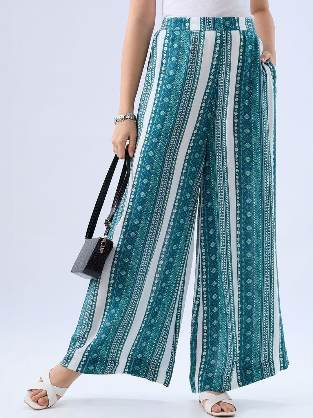 Mystere Paris Women Ethnic Motifs Printed Flared Palazzos - view 1