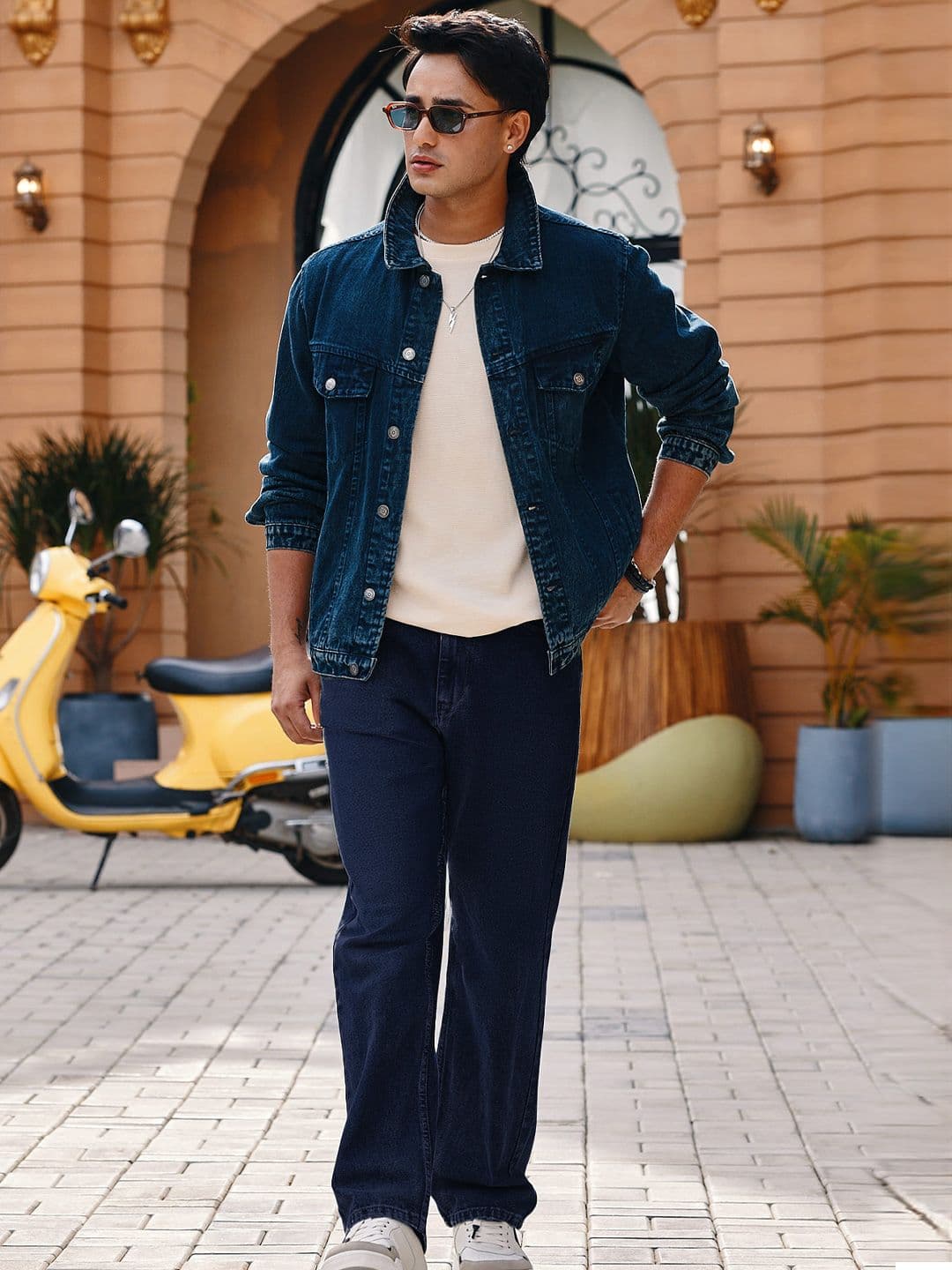 Urbano Fashion Men Loose Fit Washed Non-Stretchable Jeans - view 1