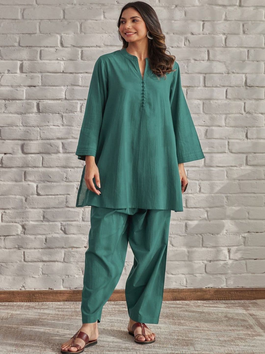 TARA-C-TARA Women Regular Pure Cotton Kurta with Trousers - view 1