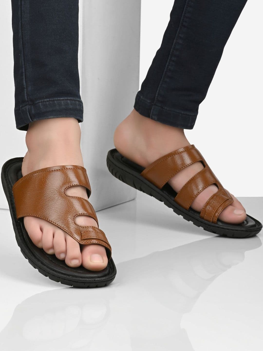 Burwood Men's Leather Slippers - view 1