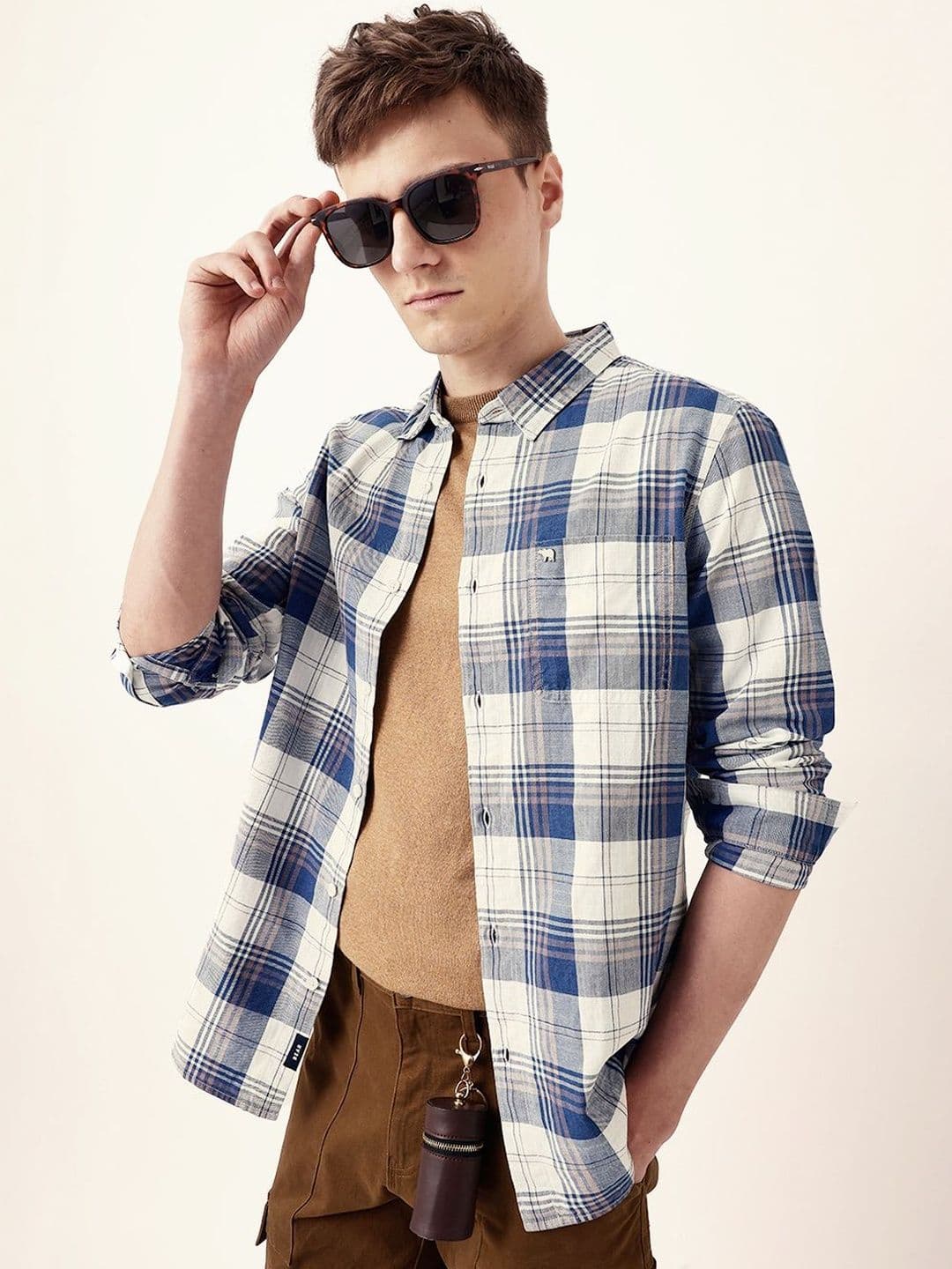 THE BEAR HOUSE Men Slim Fit Checked Casual Shirt - view 1