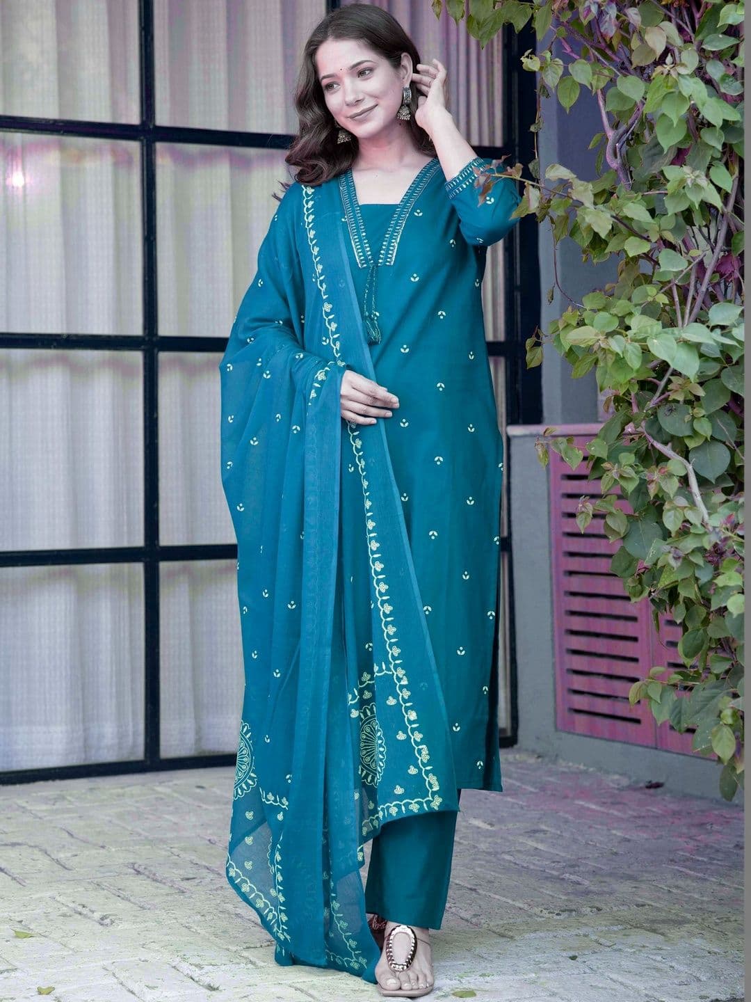 PARTHVI Women Ethnic Motifs Printed Regular Thread Work Pure Cotton Kurta with Trousers & With Dupatta - view 1