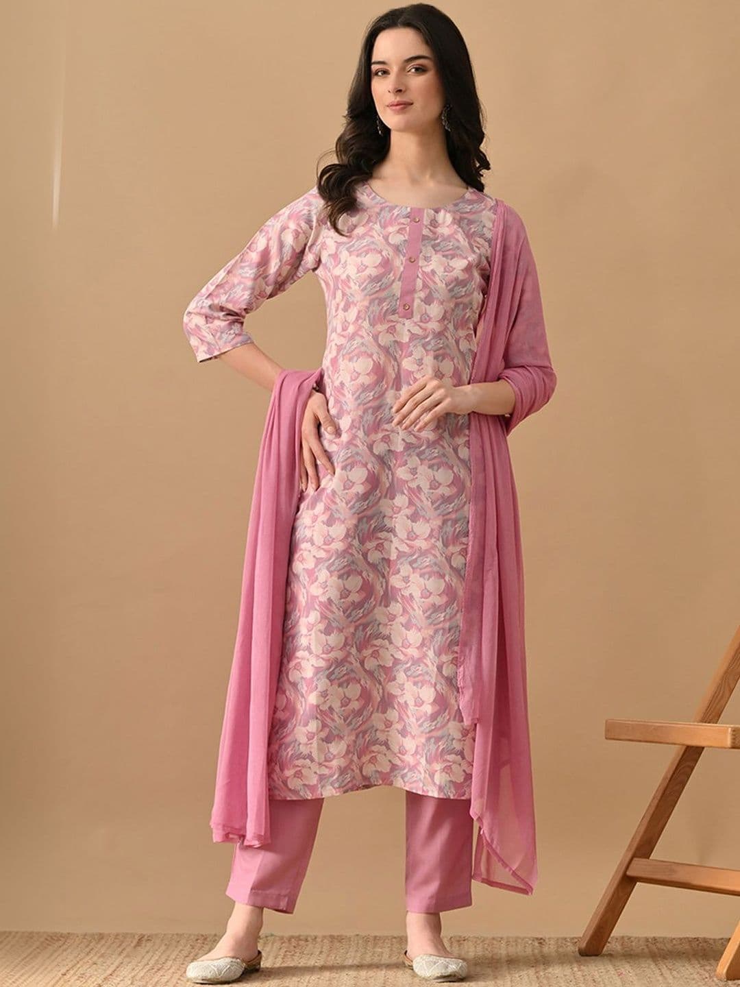 VIBE VISION Women Floral Printed Regular Kurta with Trousers & With Dupatta - view 1