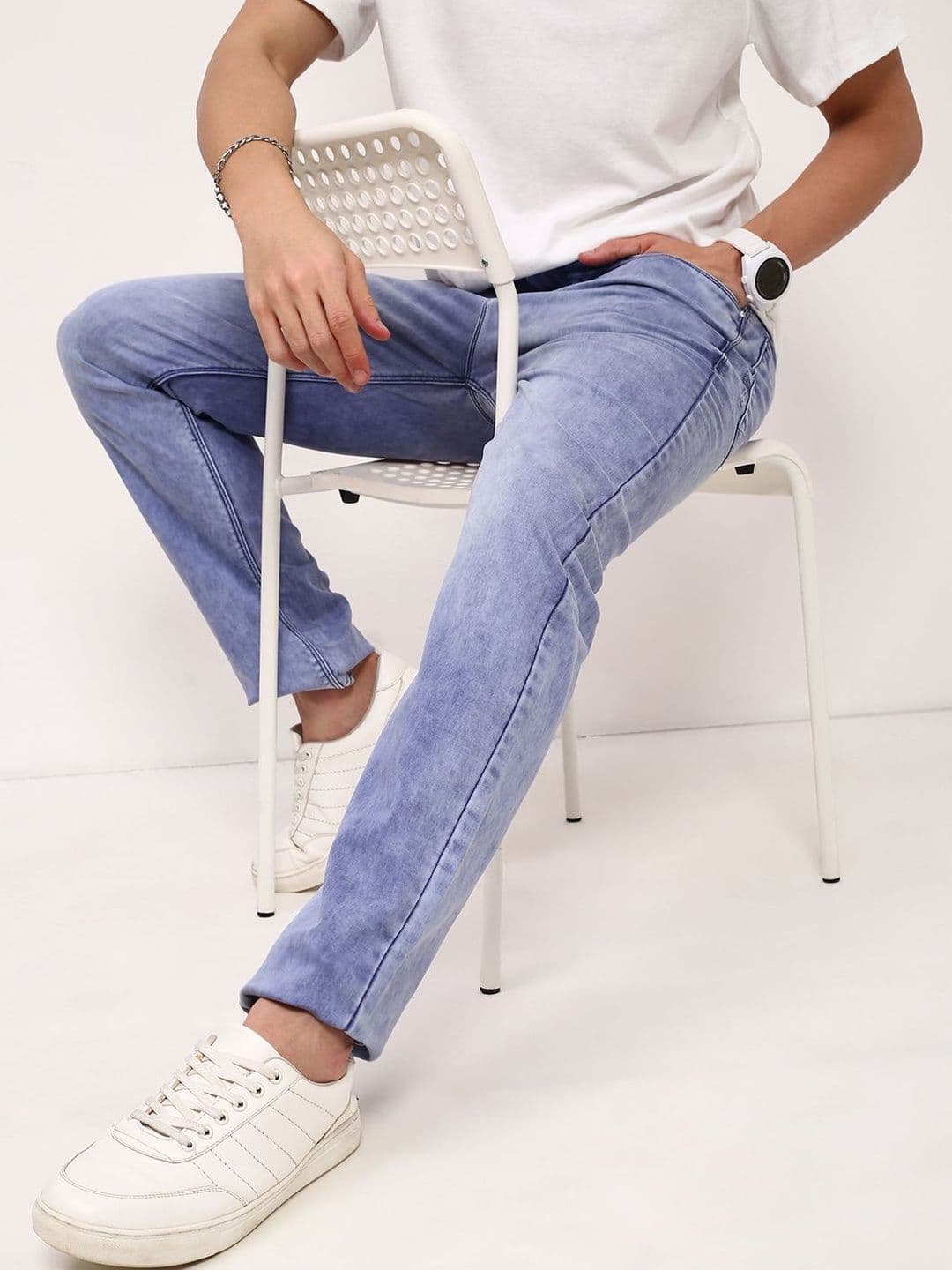 SHOWOFFFF Men Comfort Straight Fit Low-Rise Heavy Fade Acid Wash Stretchable Jeans - view 1