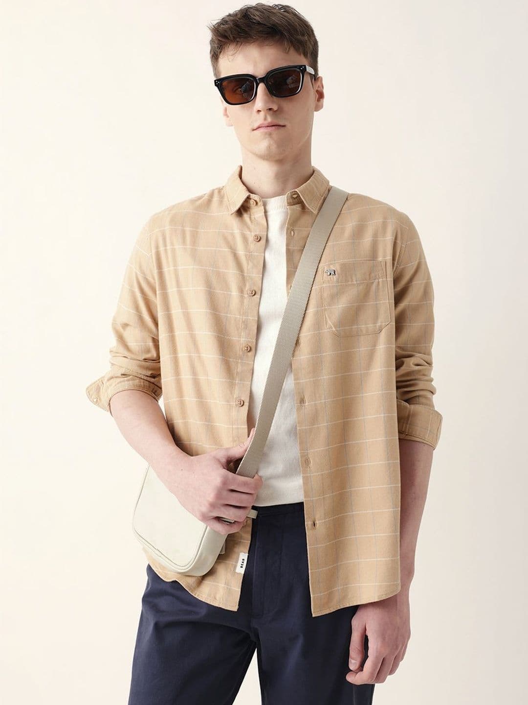 THE BEAR HOUSE Men Slim Fit Gingham Checks Checked Casual Shirt - view 1