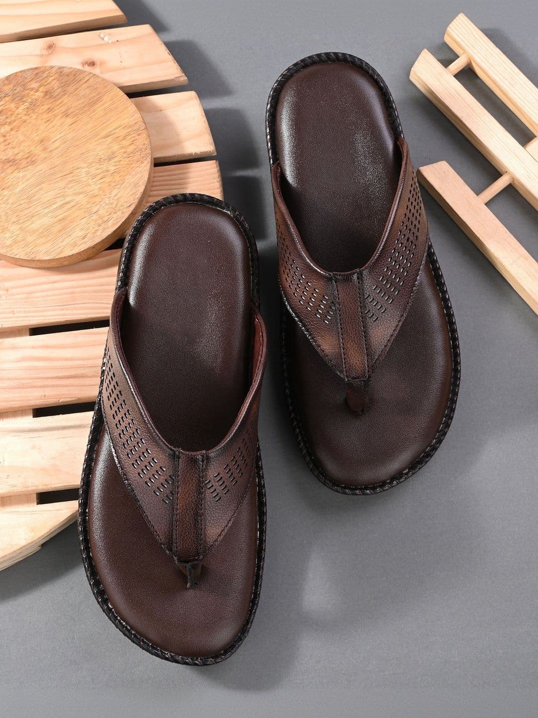 PRODOCK Men Thong Flip-Flops - view 1
