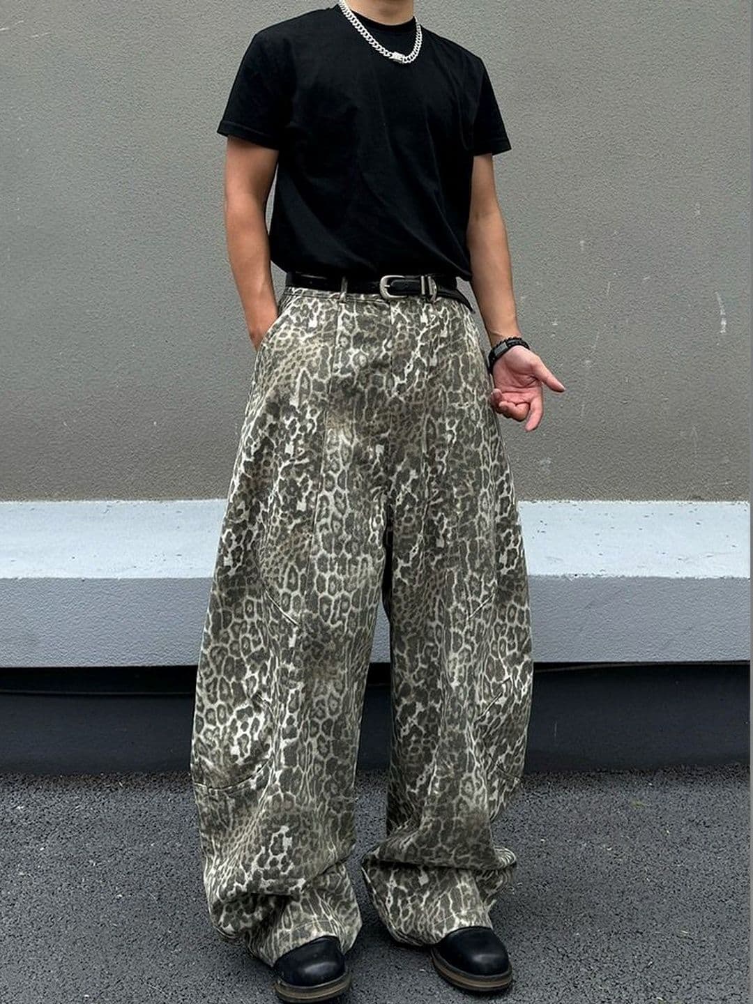 StyleCast Men Wide Leg High-Rise Jeans - view 1