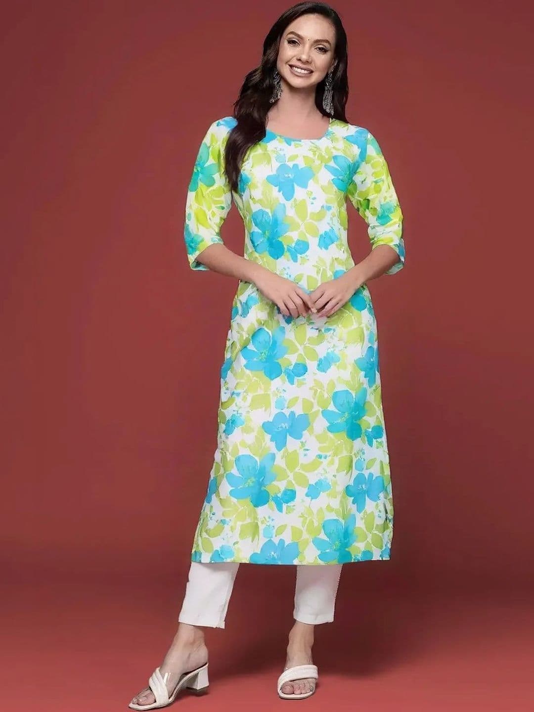 arangya Pack Of 3 Women Floral Printed Floral Crepe Kurta - view 1