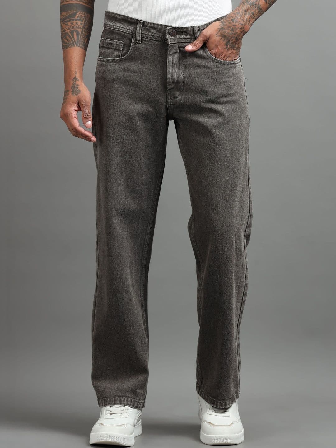 The Roadster Lifestyle Co Men Mid-Rise Clean Look Baggy -Fit Jeans