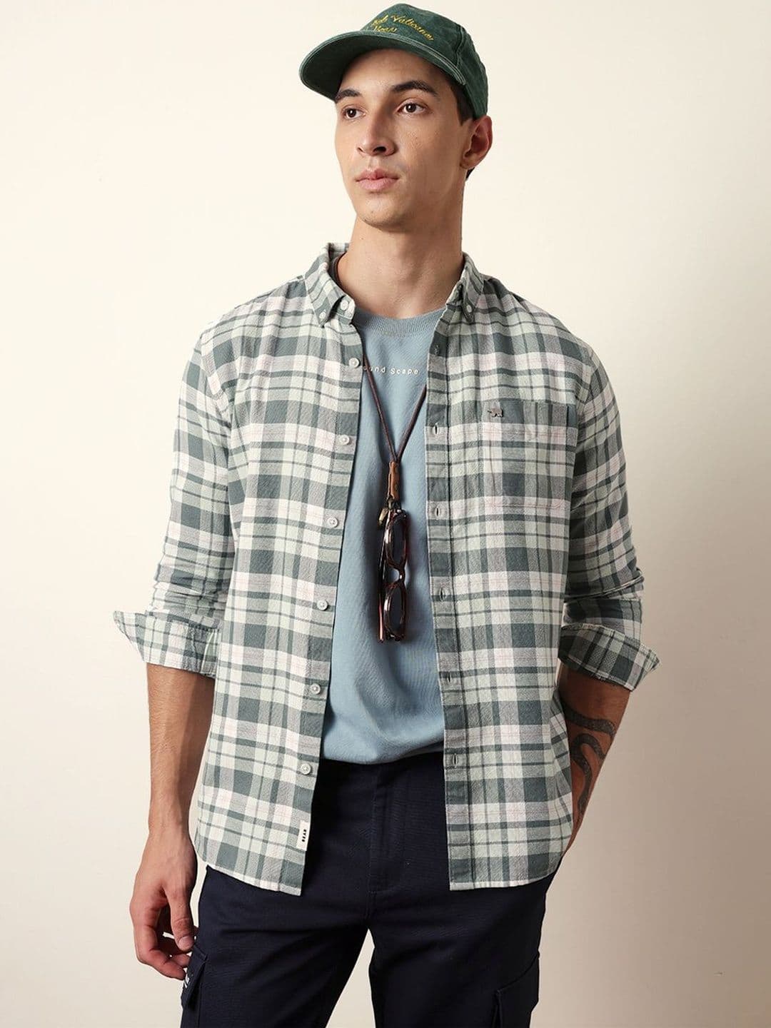 THE BEAR HOUSE Men Slim Fit Checked Casual Shirt - view 1