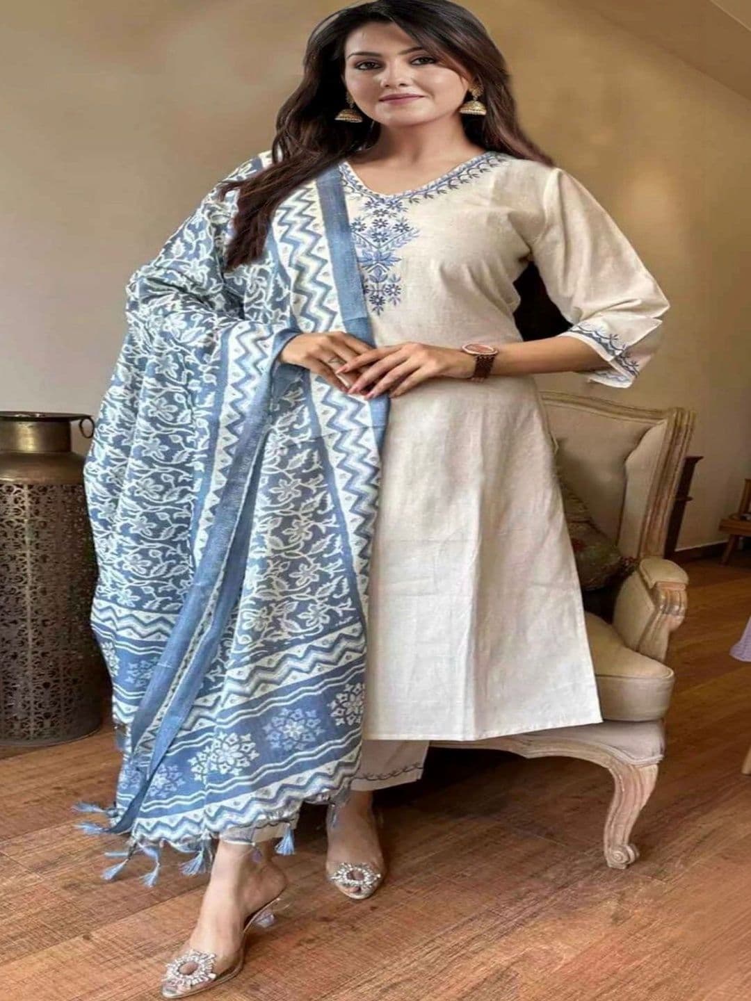 TRAHIMAM Women Ethnic Motifs Embroidered Thread Work Pure Cotton Kurta Set - view 1