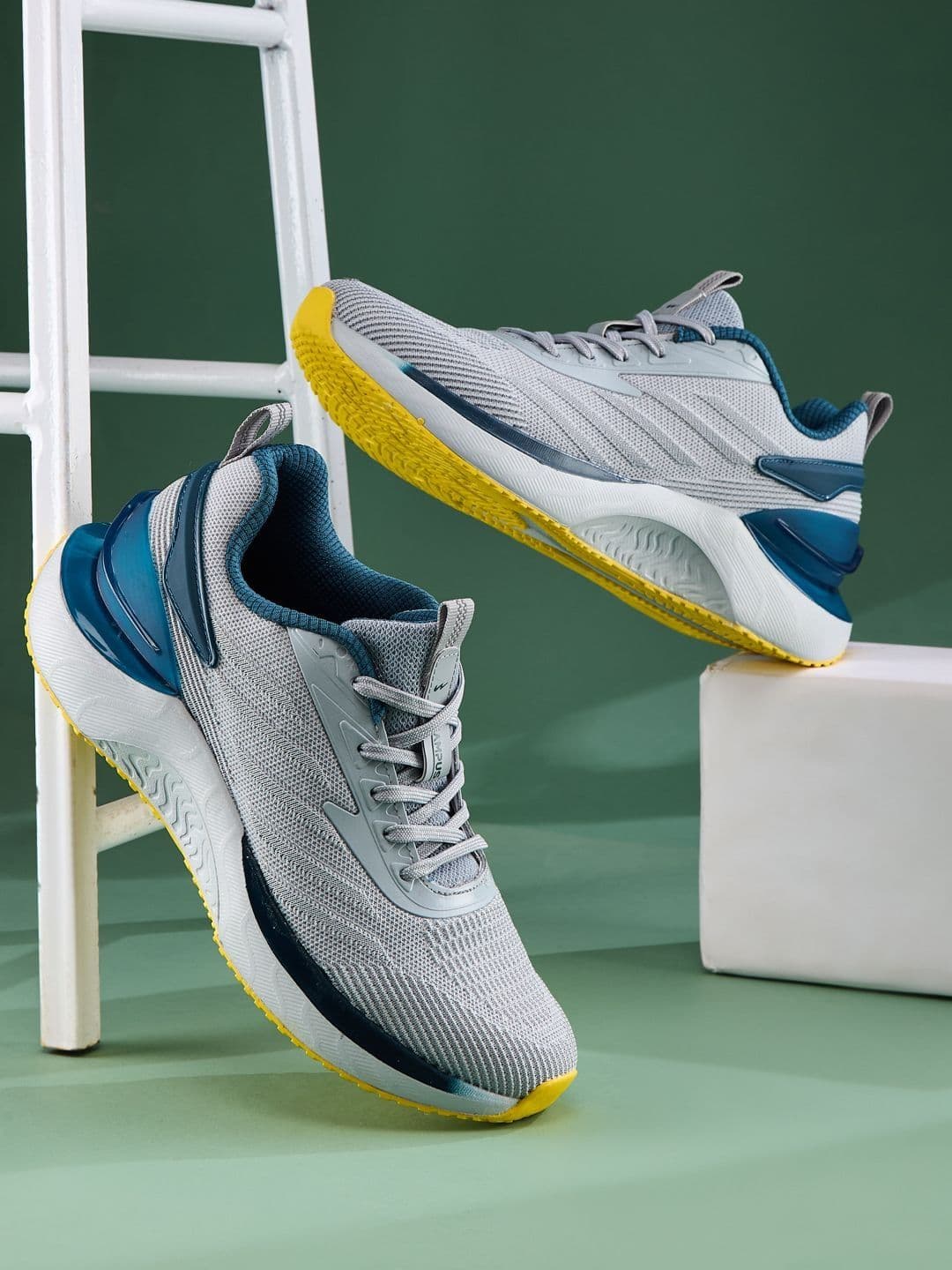 Campus GLOAM Men Mesh Running Non-Marking Shoes - view 1