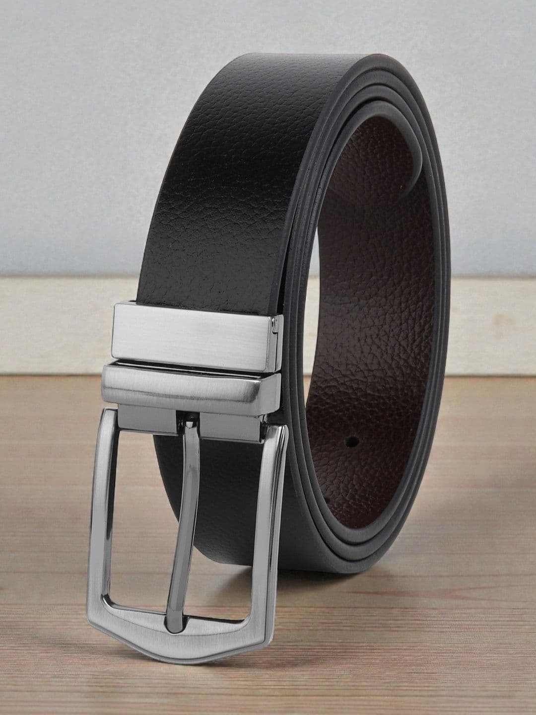 The Roadster Lifestyle Co Men Reversible Leather Belt