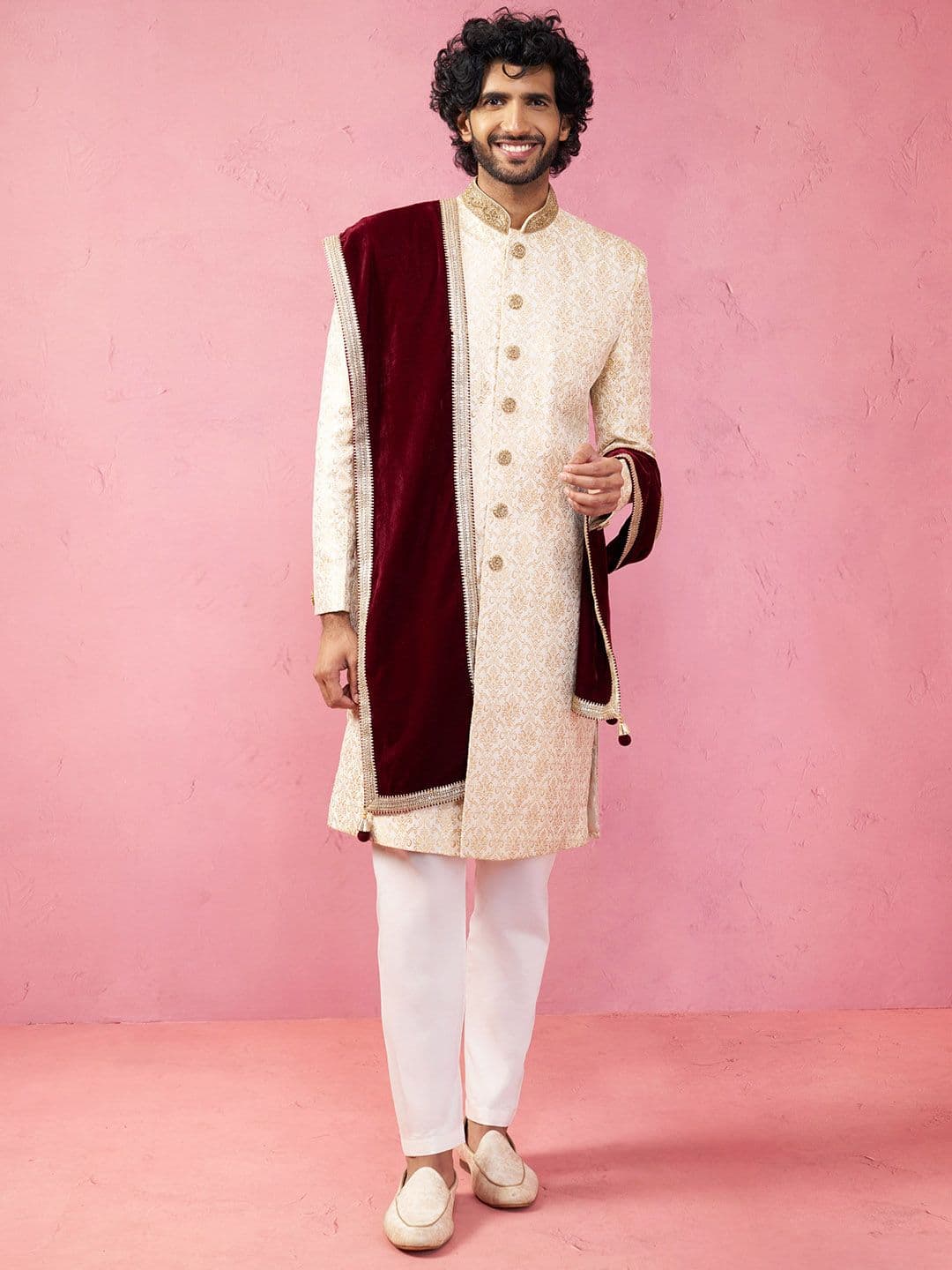 VASTRAMAY Men Self-Design Sherwani With Pyjama & Dupatta Set
