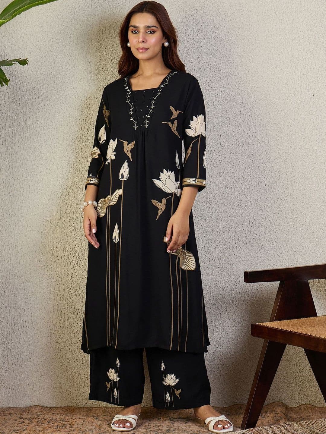 Indo Era Women Floral Printed Regular Thread Work Kurta with Trousers - view 1