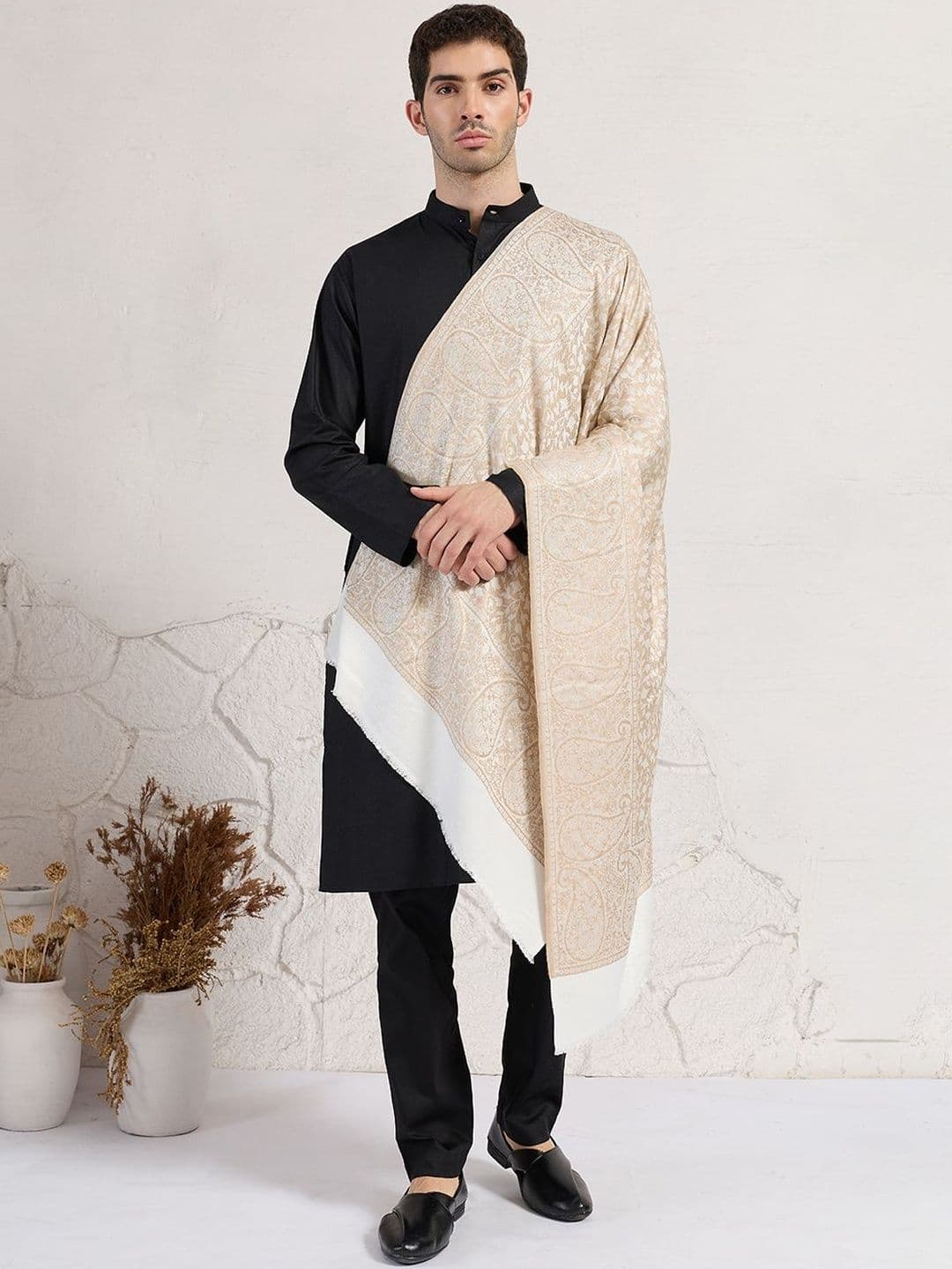 WEAVERS VILLA Men Merino Wool Mufflers - view 1