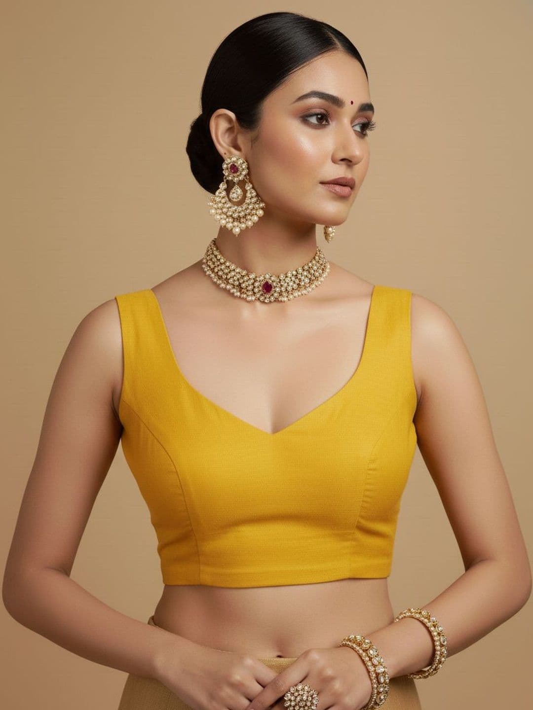 Niraha Padded V Neck Saree Blouse - view 1