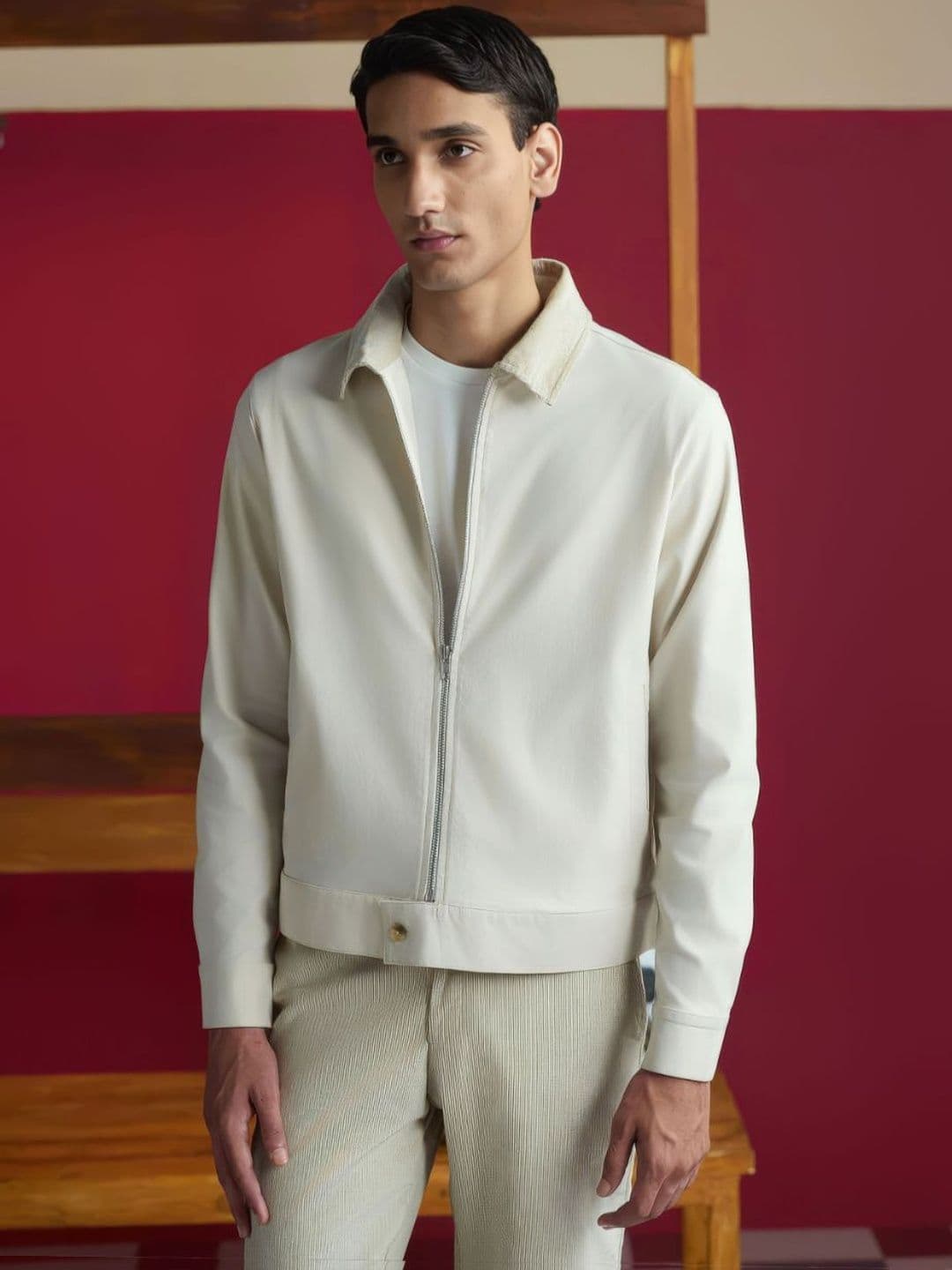 Muvazo Men Corduroy Bomber Jacket - view 1