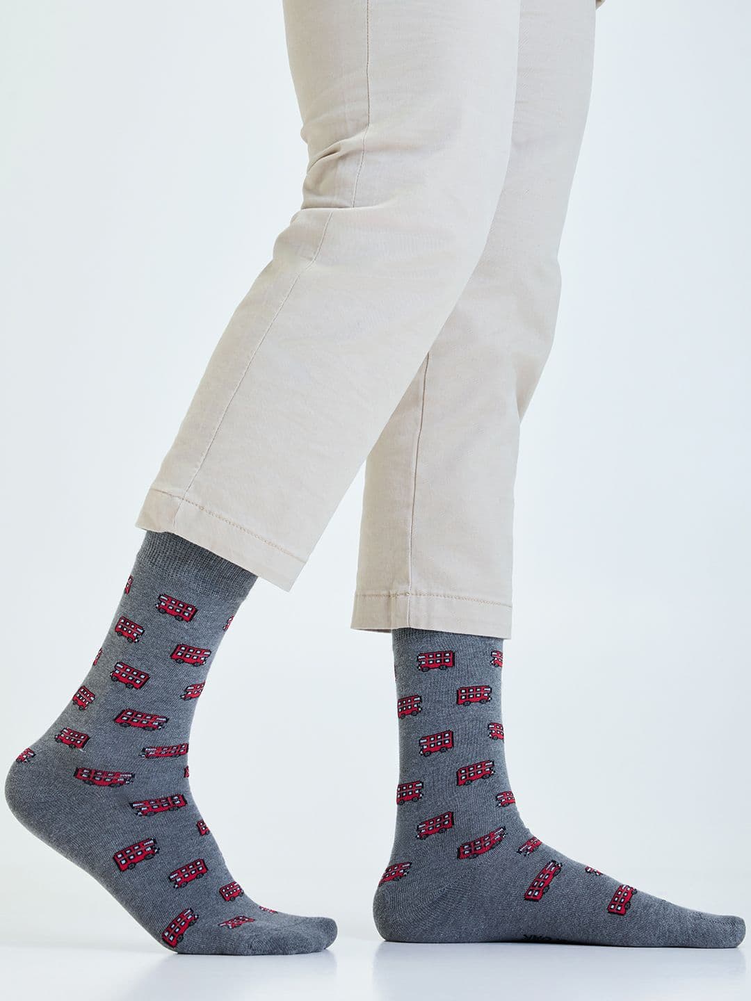 Mint & Oak Men Grey & Red Double Decker Bus Patterned Calf-Length Socks - view 1