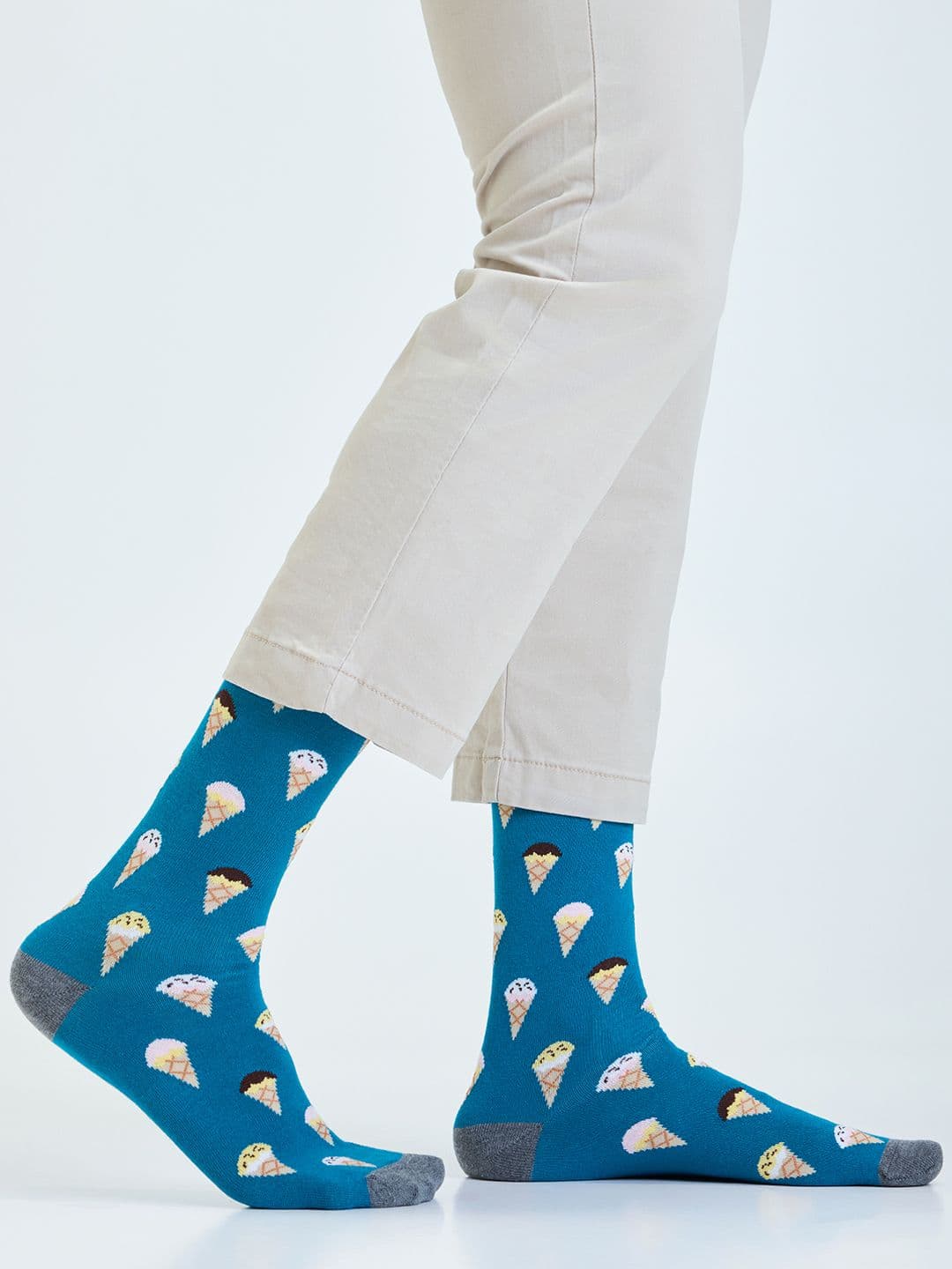 Mint & Oak Men Blue & Beige Patterned Calf-Length Socks - view 1